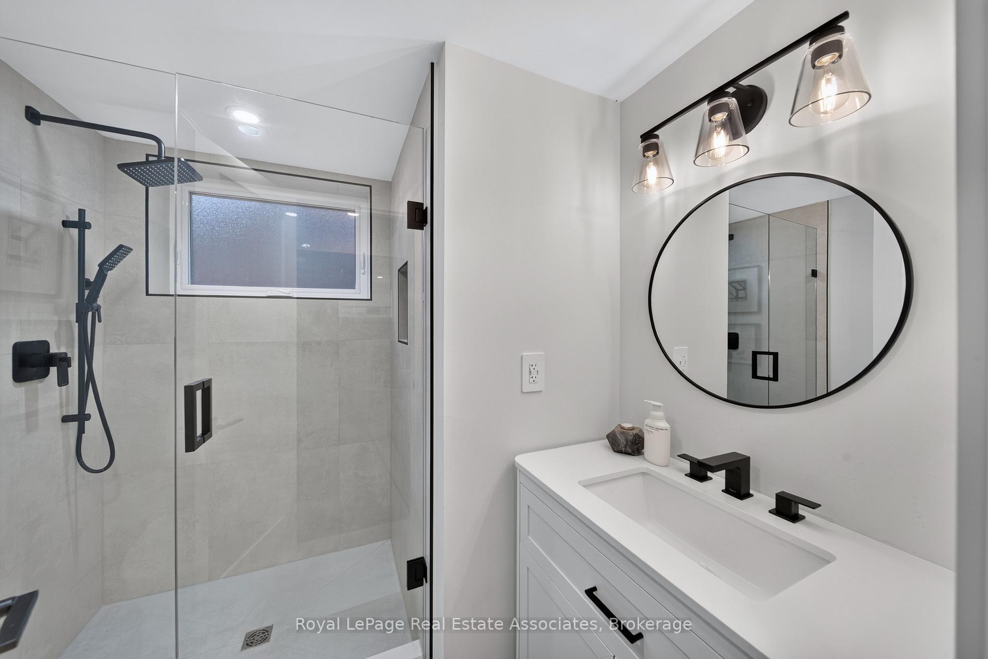 Photo 36 of 2141 Herridge Drive, Mississauga, Sheridan — HOMEH