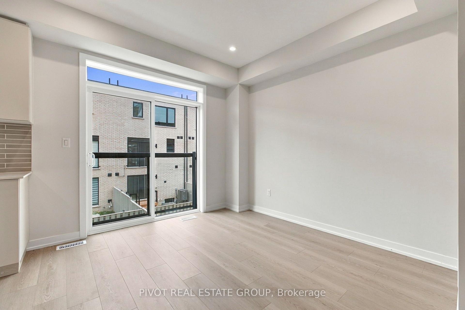 Photo 12 of 136 Danielle Moore Circle, Scarborough, Bendale — HOMEH