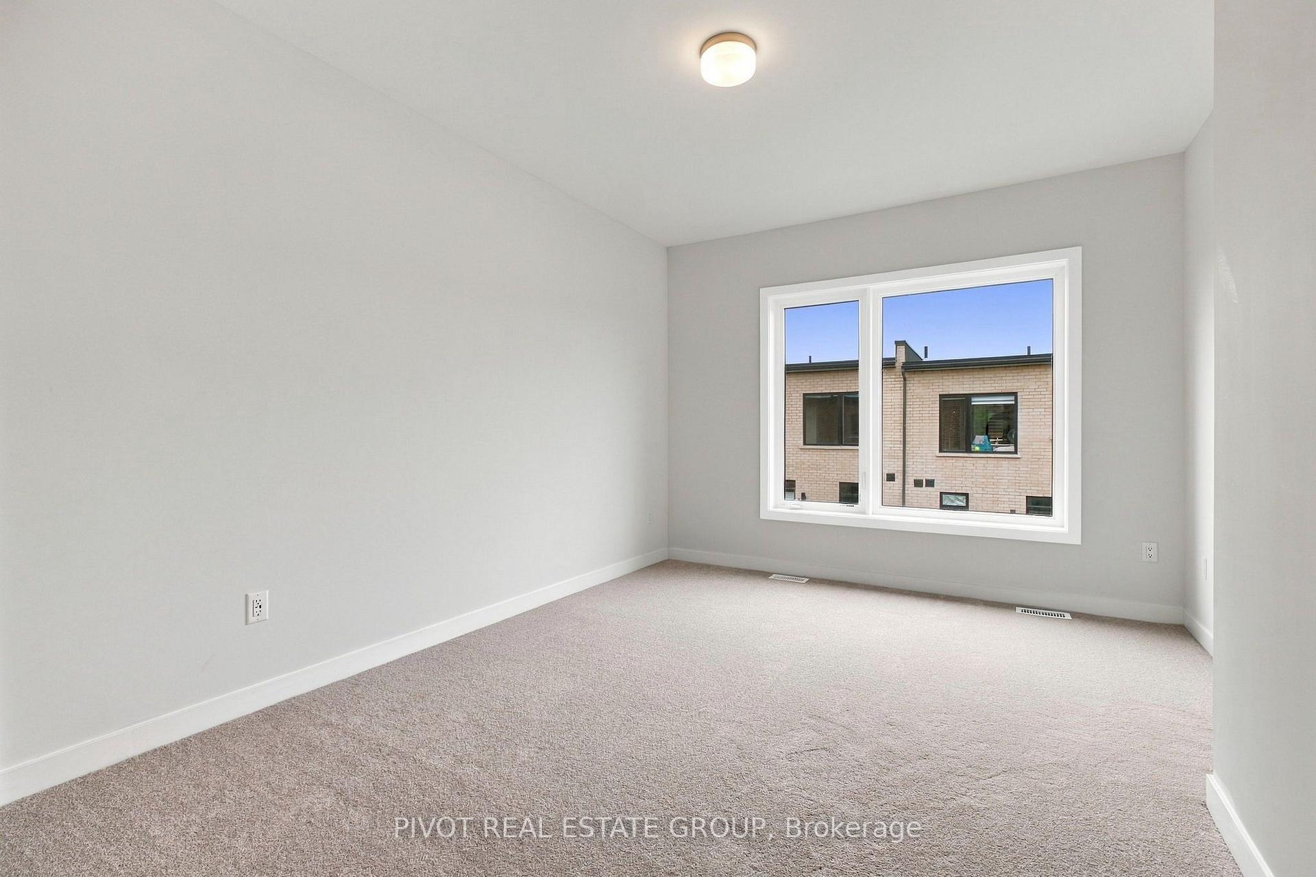 Photo 21 of 136 Danielle Moore Circle, Scarborough, Bendale — HOMEH