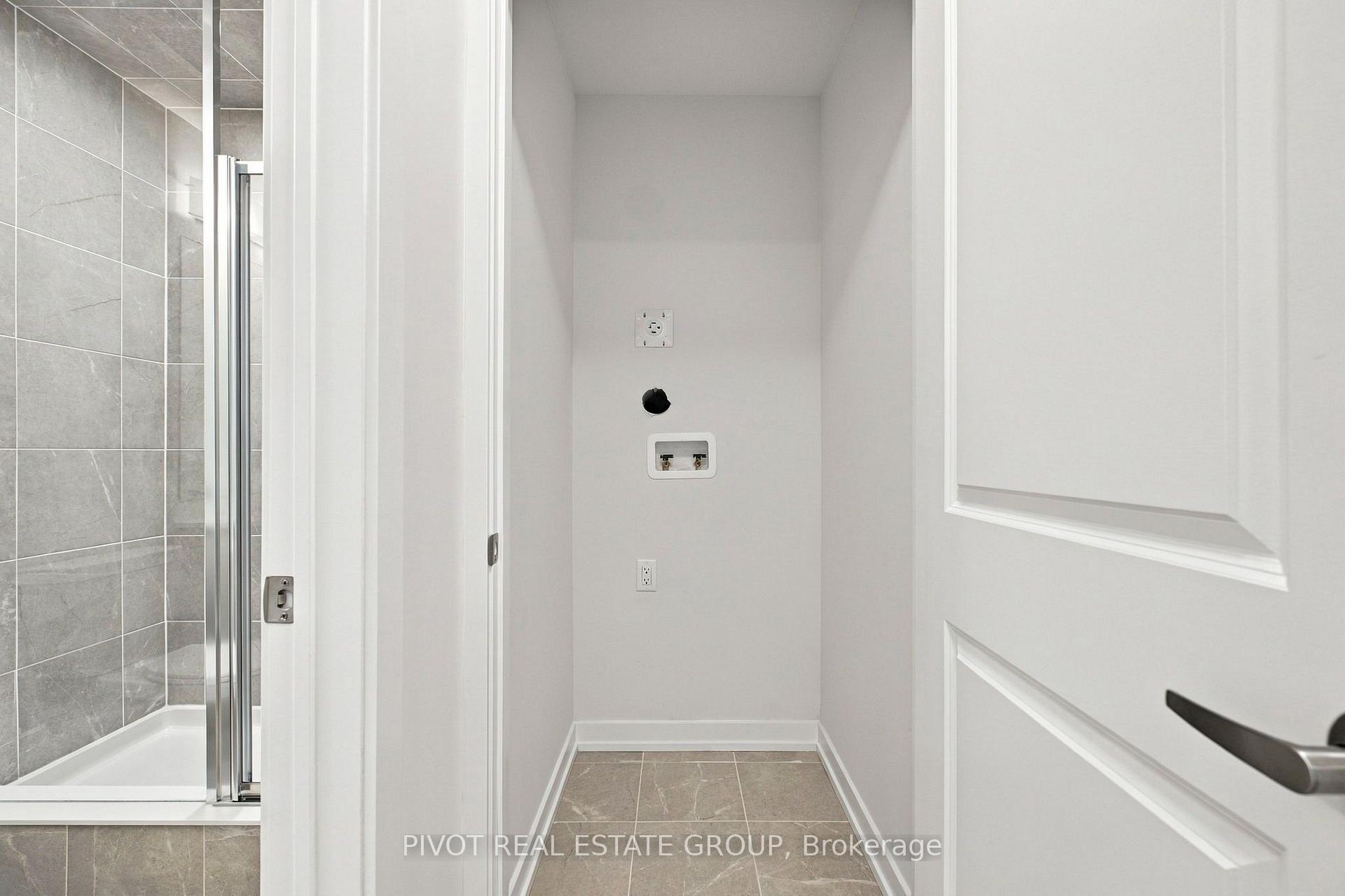 Photo 36 of 136 Danielle Moore Circle, Scarborough, Bendale — HOMEH