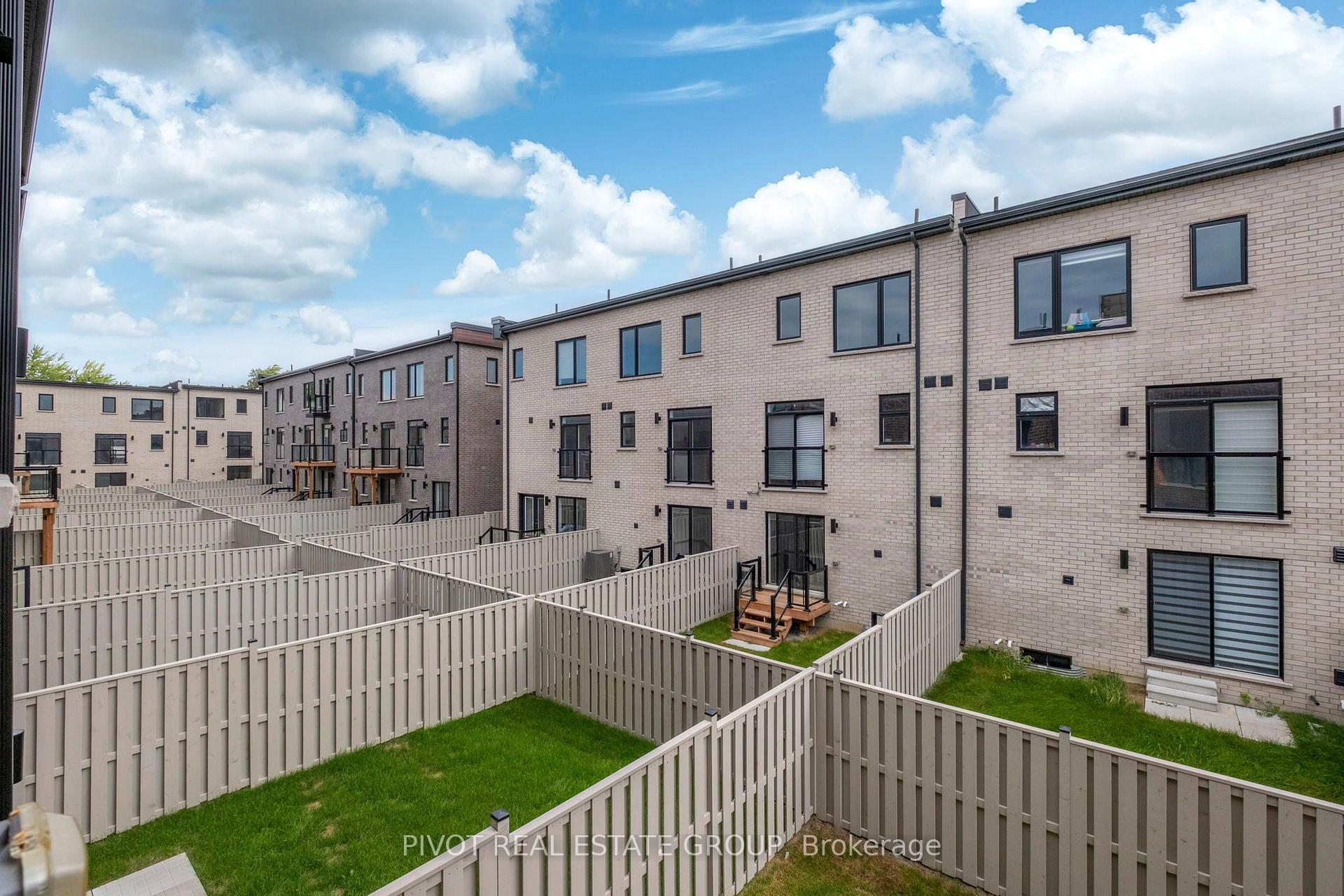 Photo 44 of 136 Danielle Moore Circle, Scarborough, Bendale — HOMEH