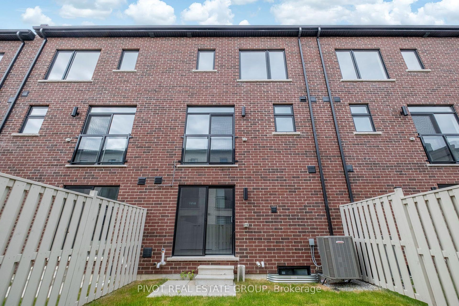 Photo 49 of 136 Danielle Moore Circle, Scarborough, Bendale — HOMEH