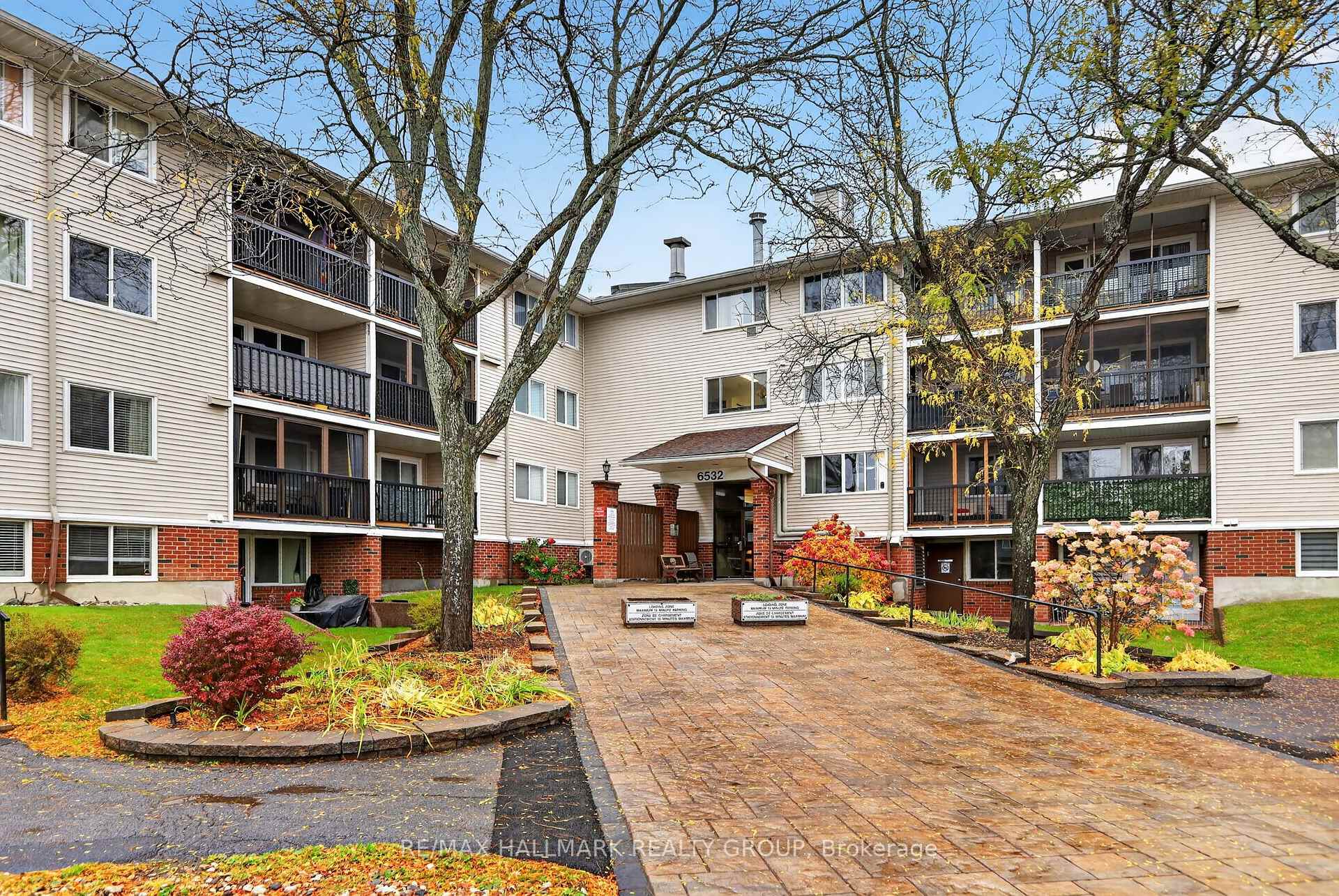 Photo 1 of Unit 102, 6532 Bilberry Drive, Ottawa, Orleans Wood — HOMEH
