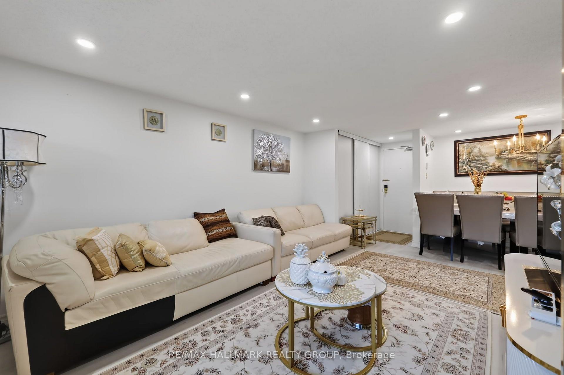 Photo 5 of Unit 102, 6532 Bilberry Drive, Ottawa, Orleans Wood — HOMEH
