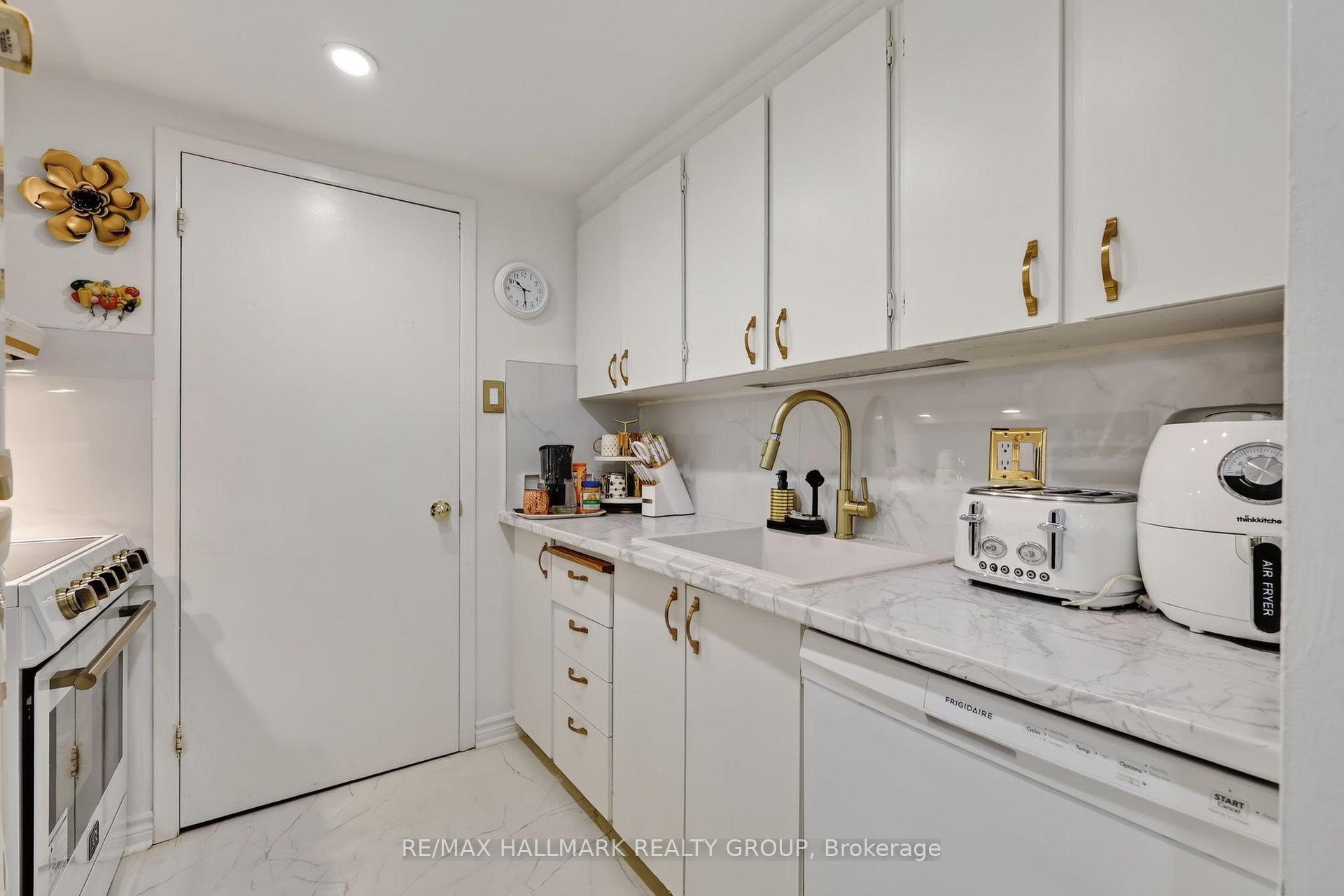 Photo 7 of Unit 102, 6532 Bilberry Drive, Ottawa, Orleans Wood — HOMEH