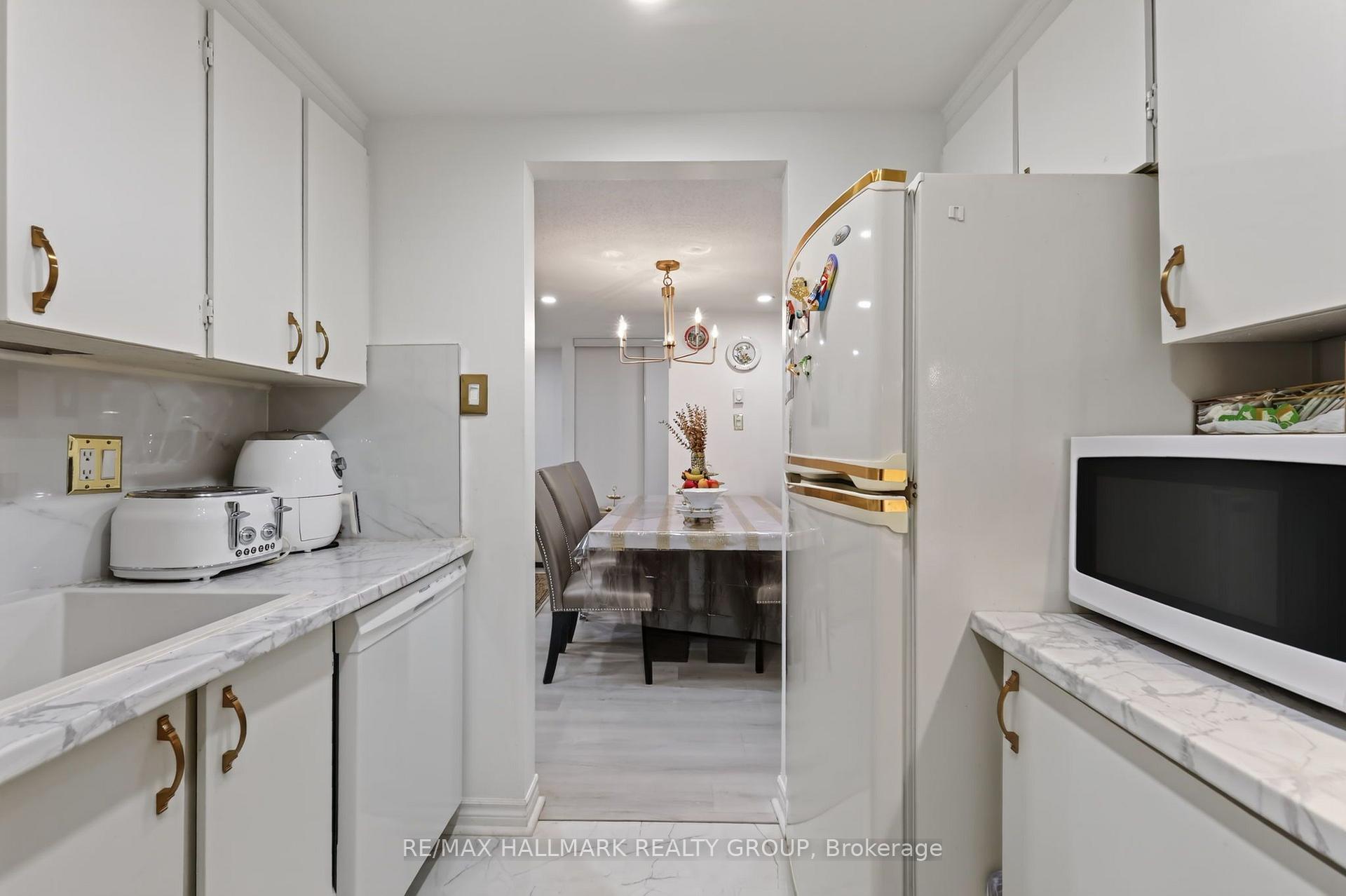 Photo 10 of Unit 102, 6532 Bilberry Drive, Ottawa, Orleans Wood — HOMEH