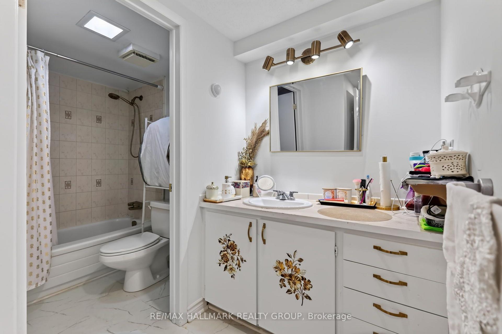 Photo 20 of Unit 102, 6532 Bilberry Drive, Ottawa, Orleans Wood — HOMEH