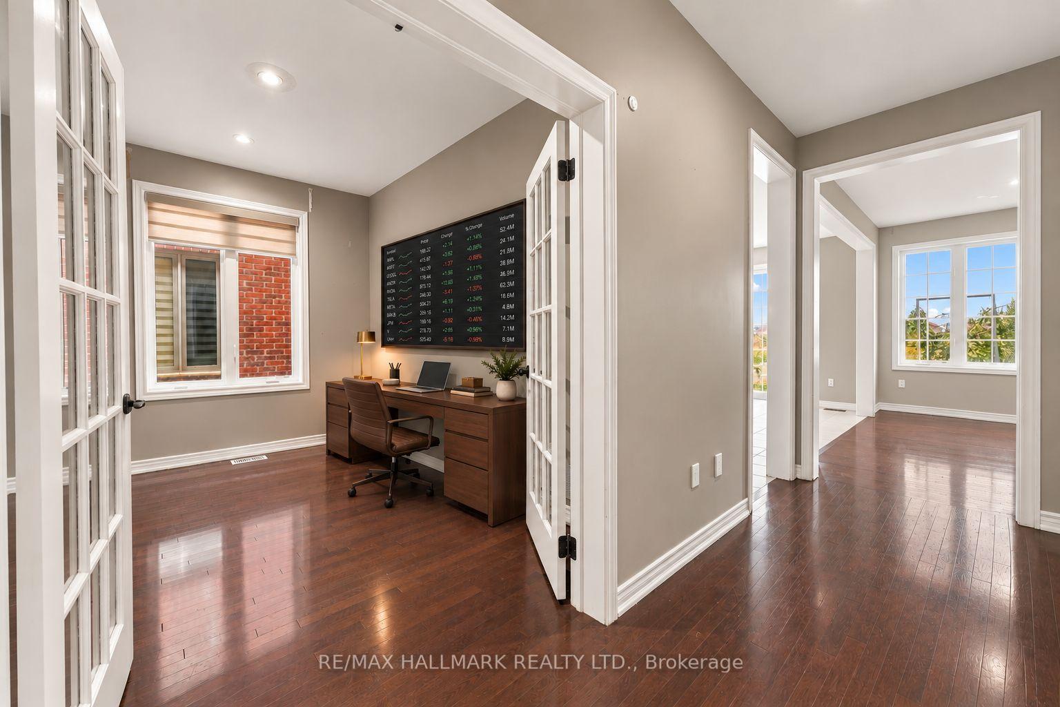 Photo 17 of 19 Durango Drive, Brampton, Credit Valley — HOMEH