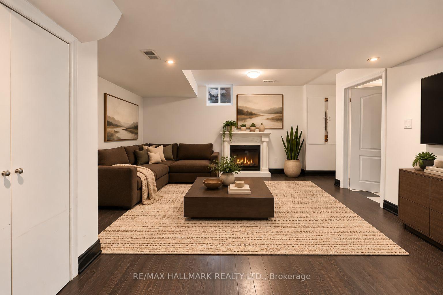 Photo 36 of 19 Durango Drive, Brampton, Credit Valley — HOMEH