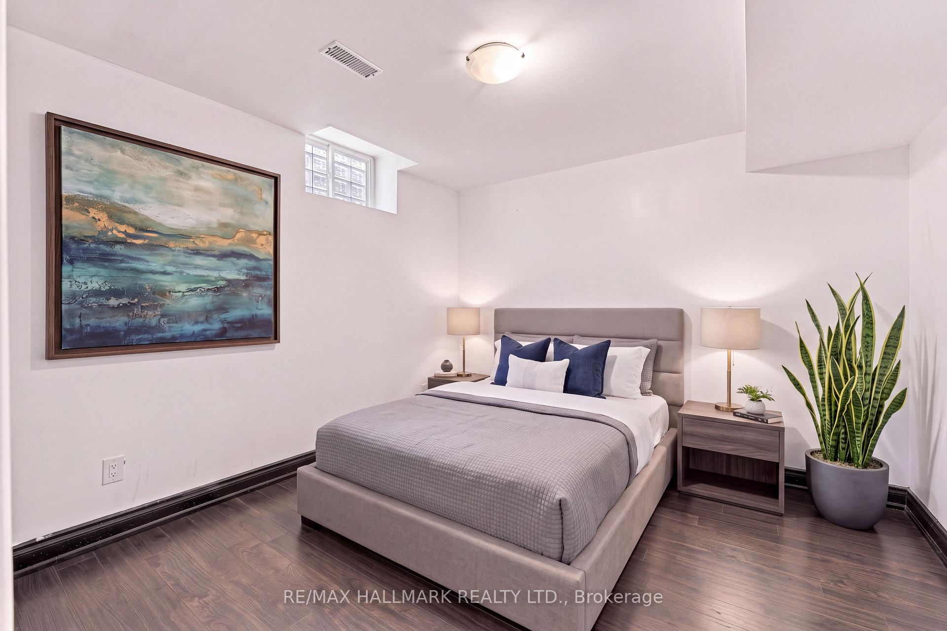 Photo 42 of 19 Durango Drive, Brampton, Credit Valley — HOMEH