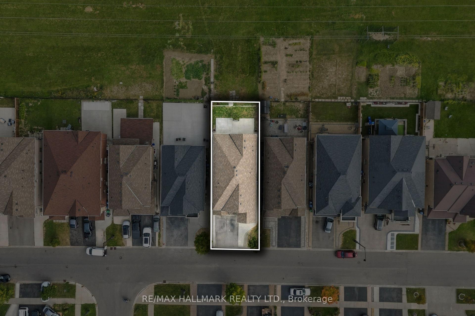 Photo 44 of 19 Durango Drive, Brampton, Credit Valley — HOMEH
