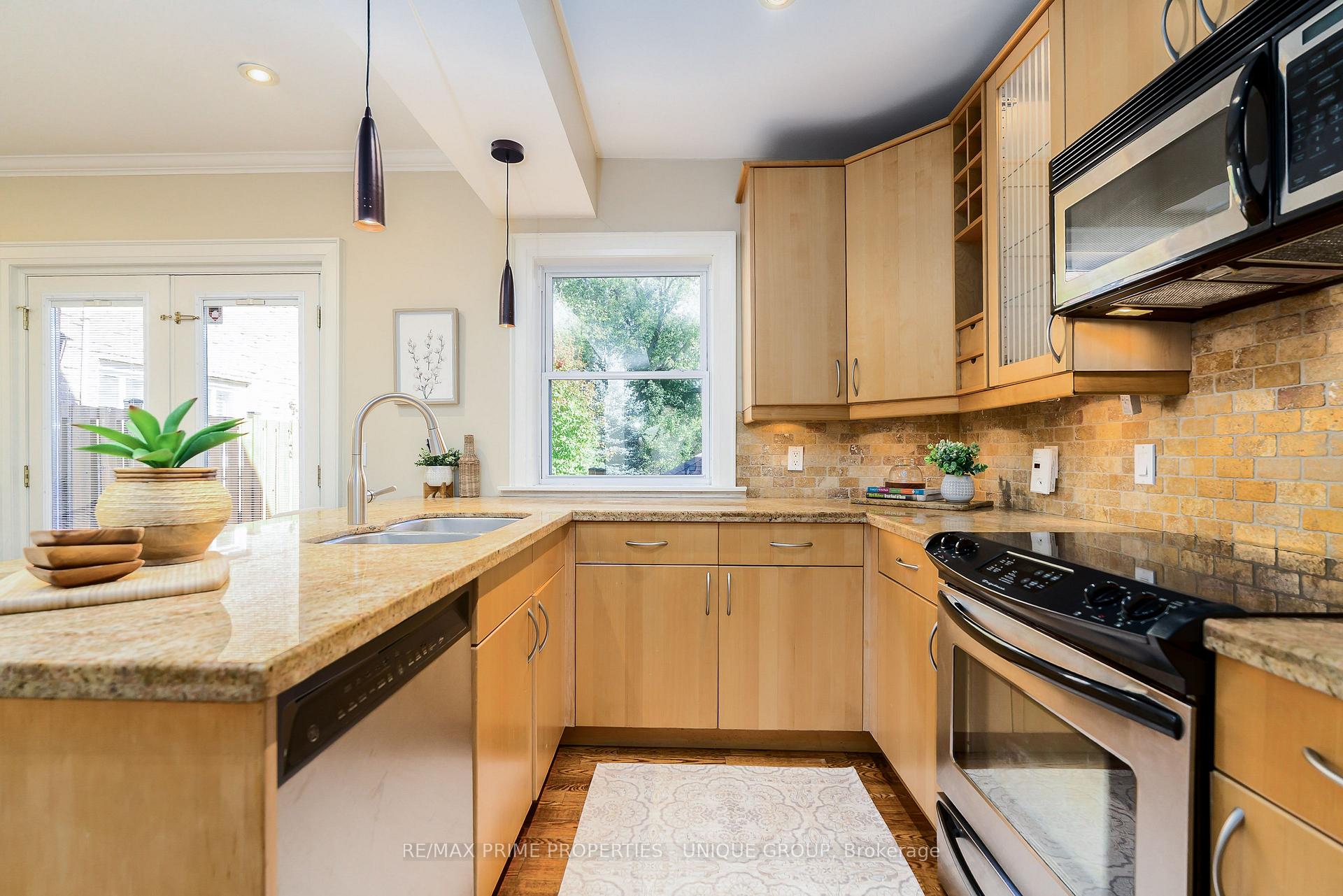 Photo 10 of 291 Jedburgh Road, Toronto, Lawrence Park North — HOMEH