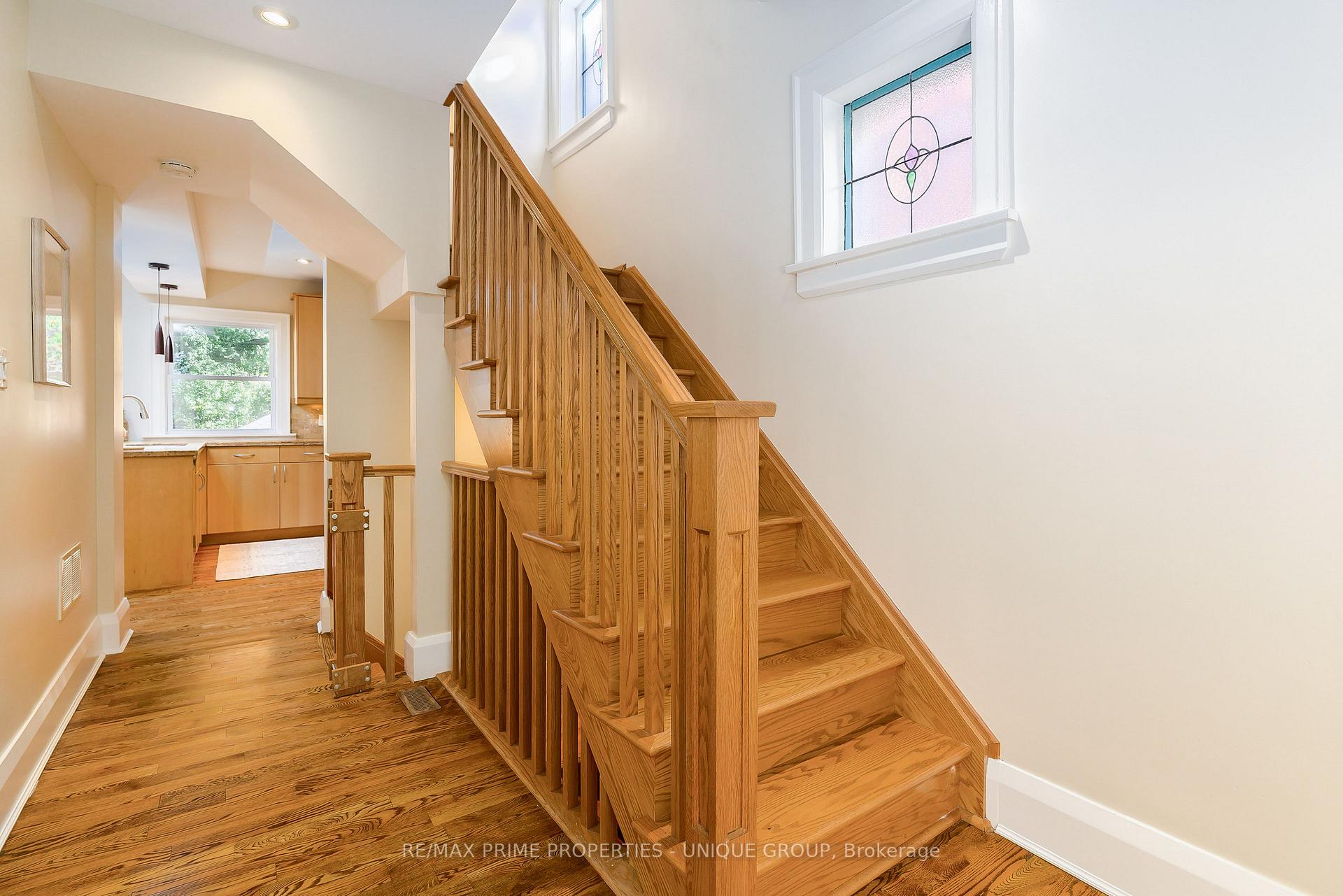 Photo 11 of 291 Jedburgh Road, Toronto, Lawrence Park North — HOMEH