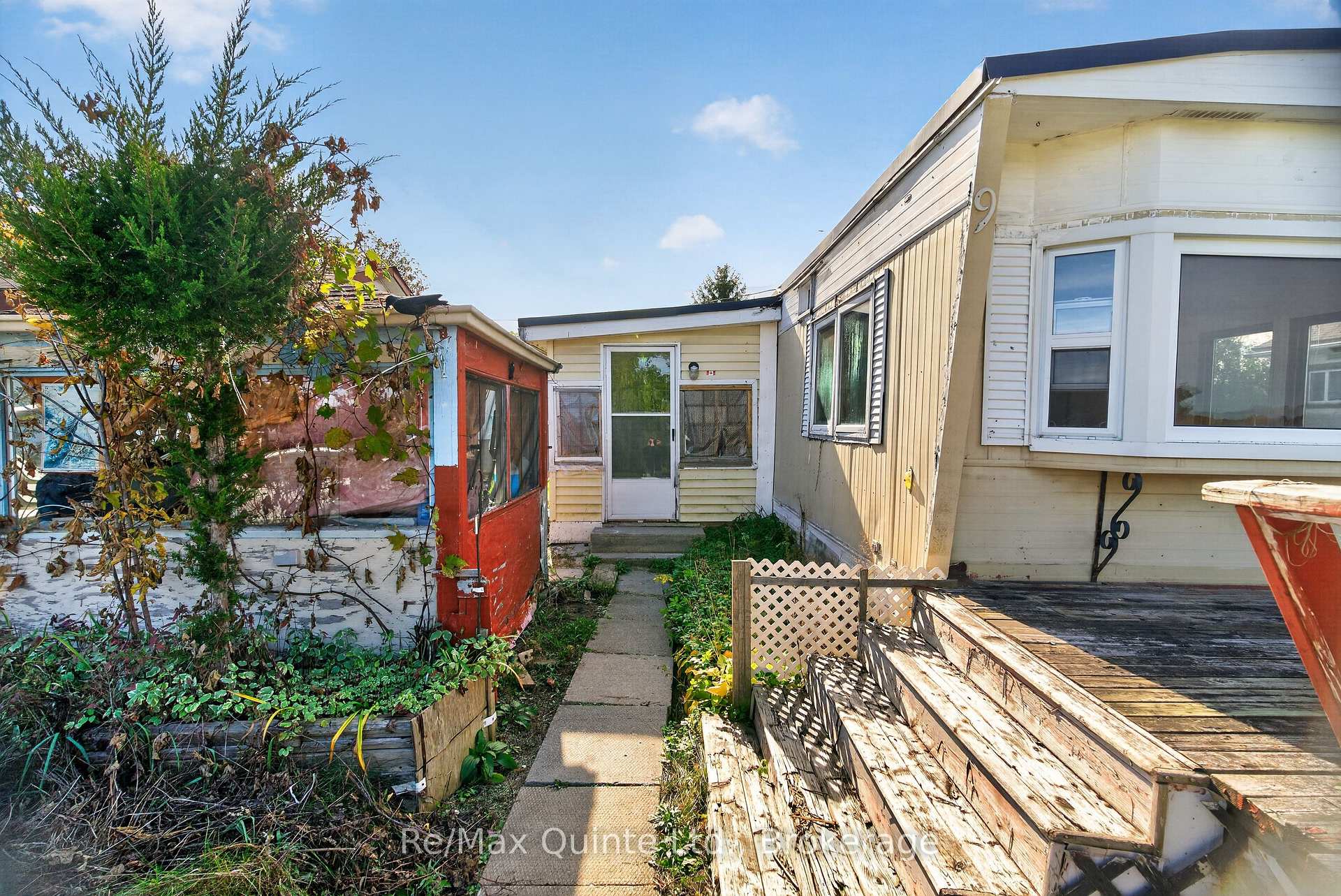 Photo 3 of #9-63 Whites Road, Quinte West, Sidney Ward — HOMEH