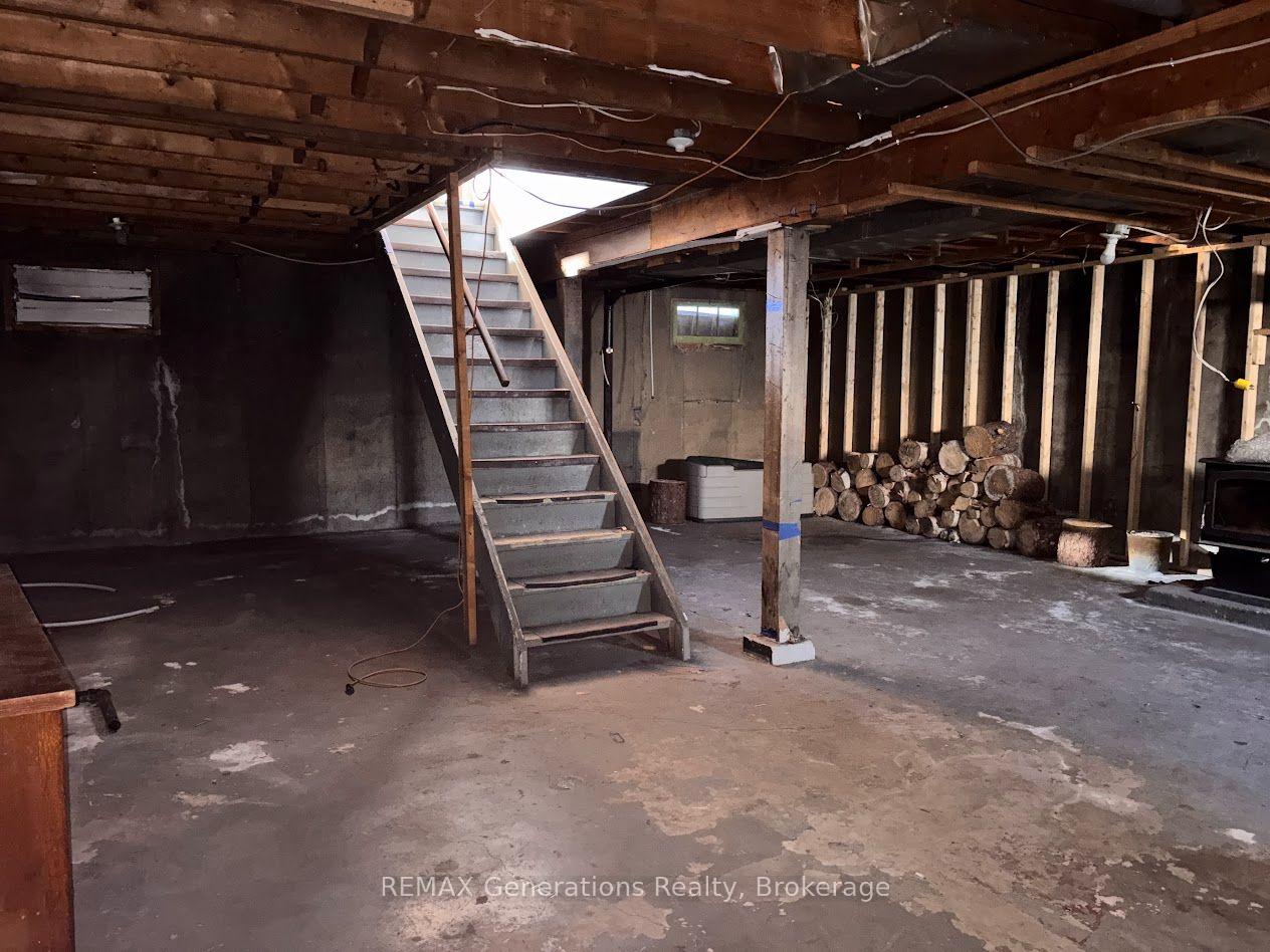 Photo 17 of 10 Adjala Avenue, Manitouwadge, TB-73 — HOMEH
