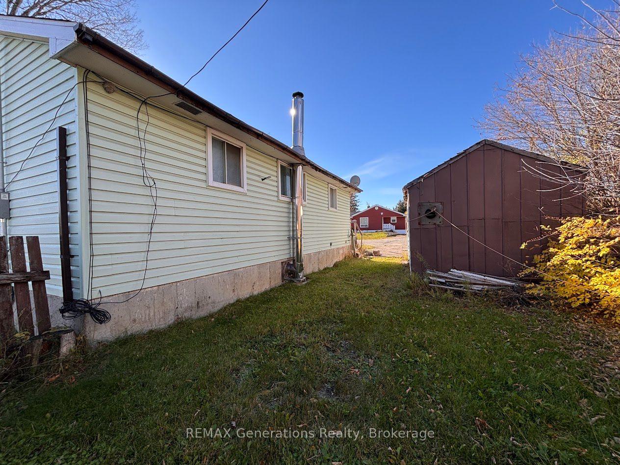 Photo 26 of 10 Adjala Avenue, Manitouwadge, TB-73 — HOMEH