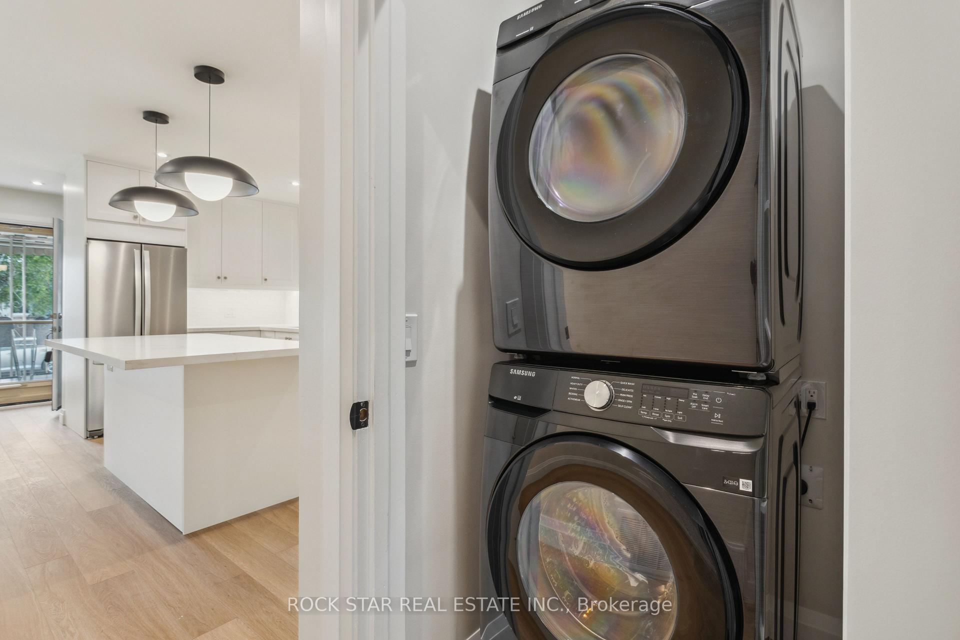 Photo 12 of Unit Main, 121 Toby Crescent, Hamilton, Huntington — HOMEH