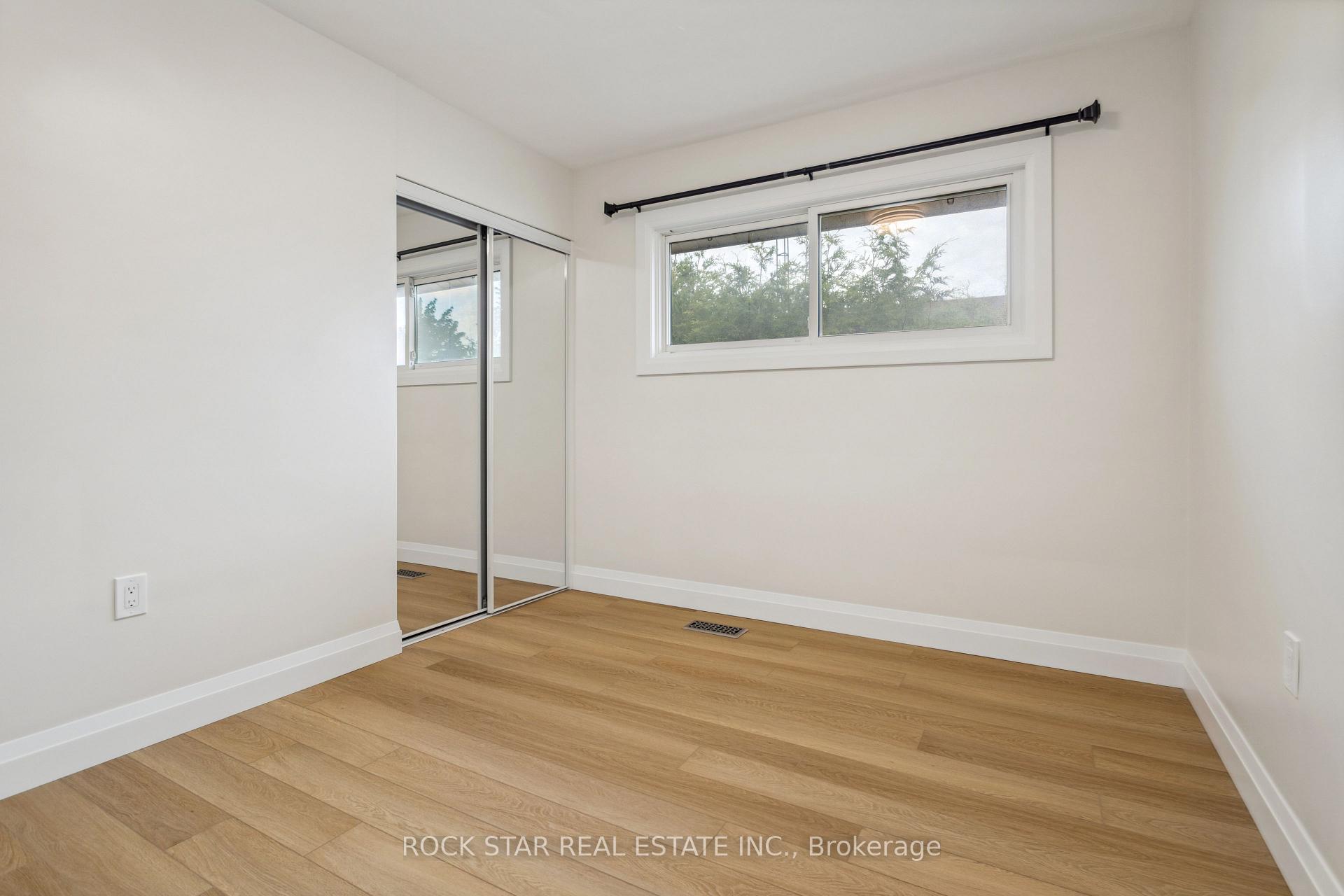 Photo 15 of Unit Main, 121 Toby Crescent, Hamilton, Huntington — HOMEH