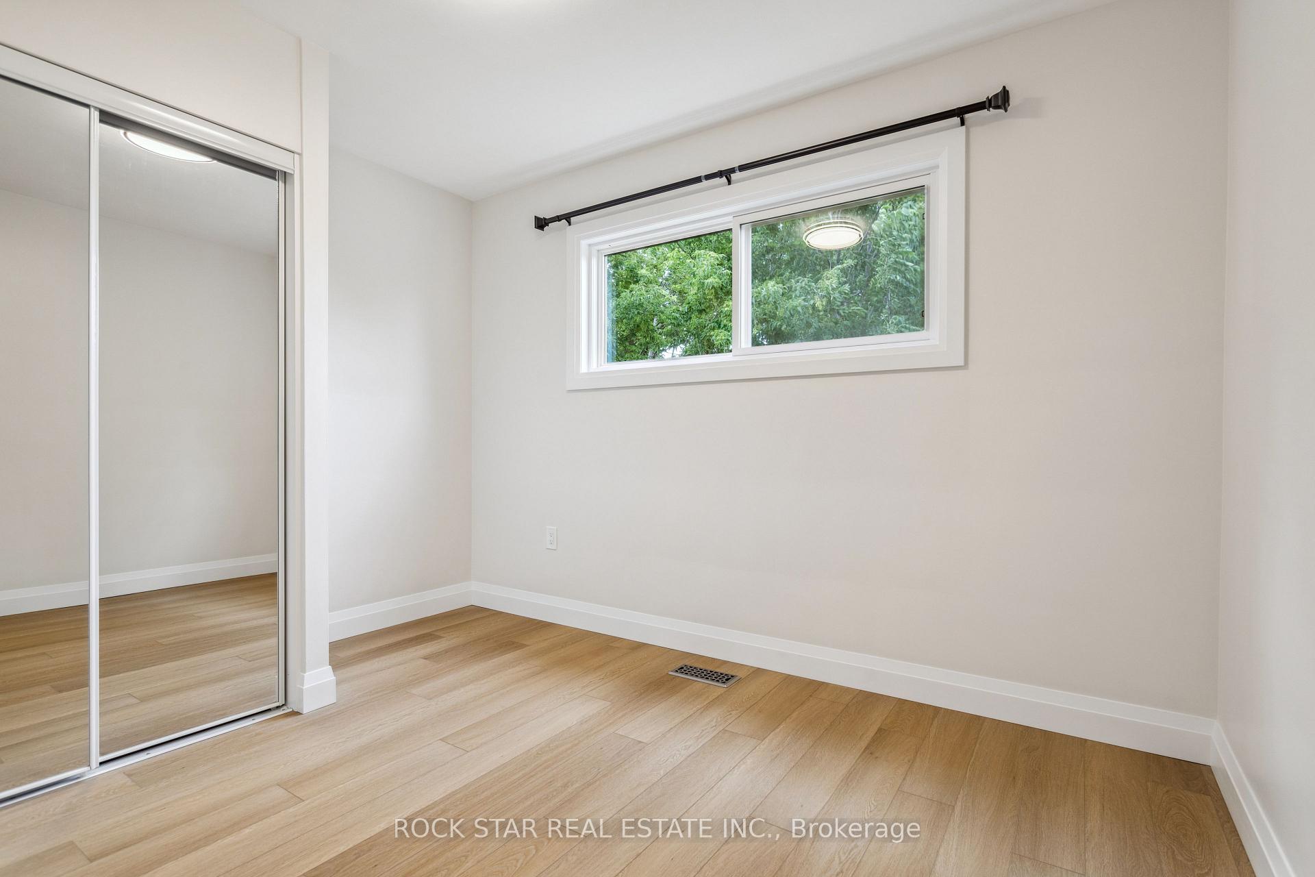 Photo 20 of Unit Main, 121 Toby Crescent, Hamilton, Huntington — HOMEH