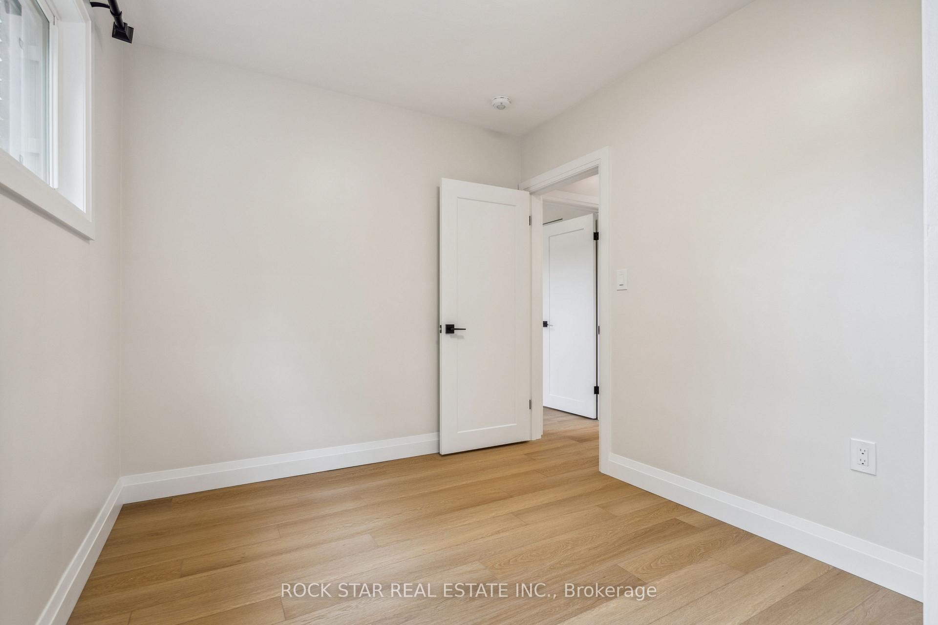 Photo 22 of Unit Main, 121 Toby Crescent, Hamilton, Huntington — HOMEH