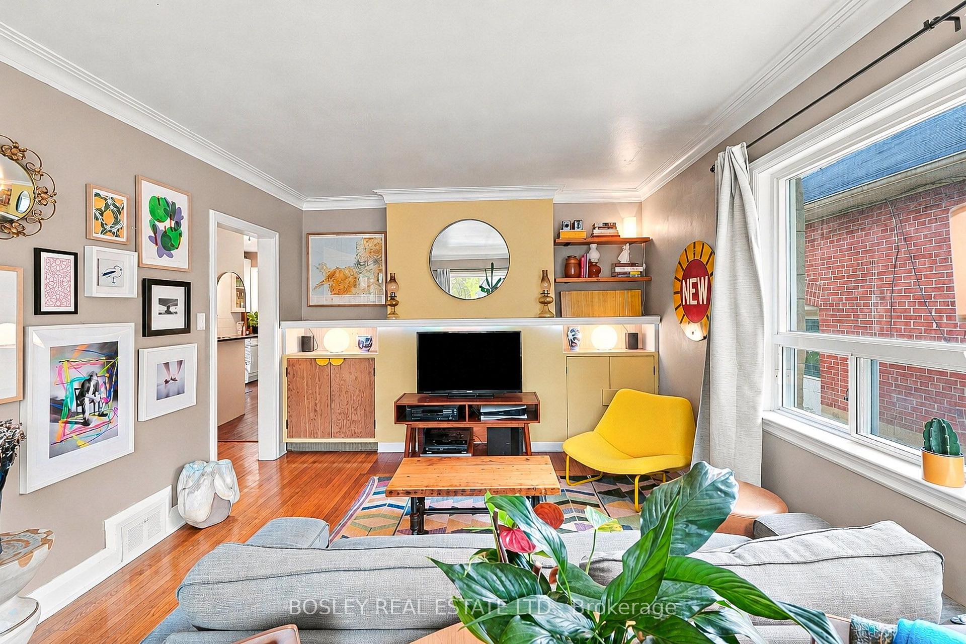 Photo 6 of 115 Highfield Road, Toronto, Greenwood-Coxwell — HOMEH