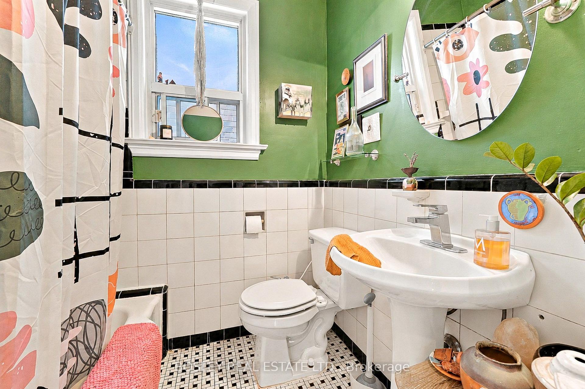Photo 12 of 115 Highfield Road, Toronto, Greenwood-Coxwell — HOMEH