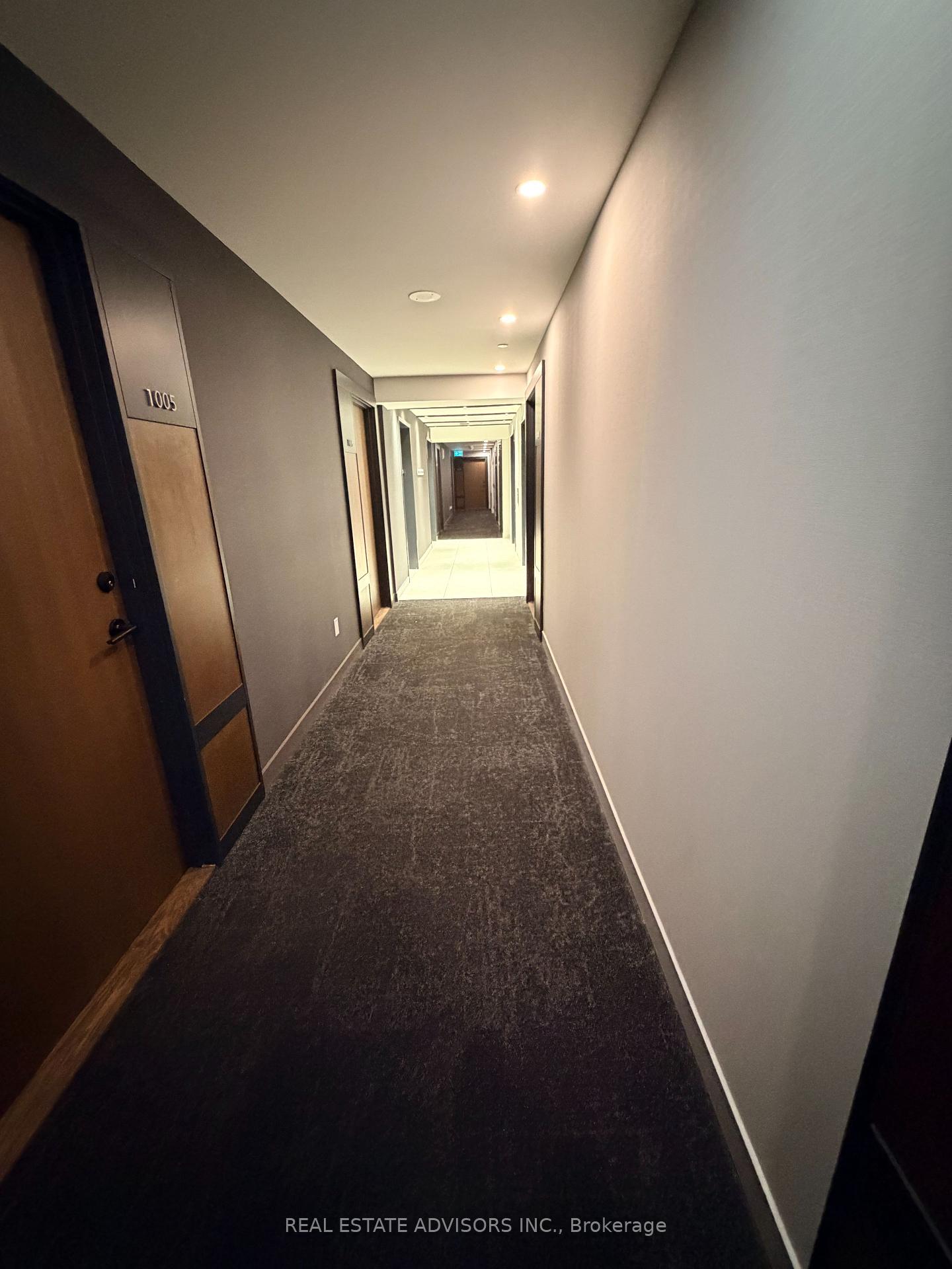 Photo 8 of Unit 1002, 4065 Confederation Parkway, Mississauga, City Centre — HOMEH