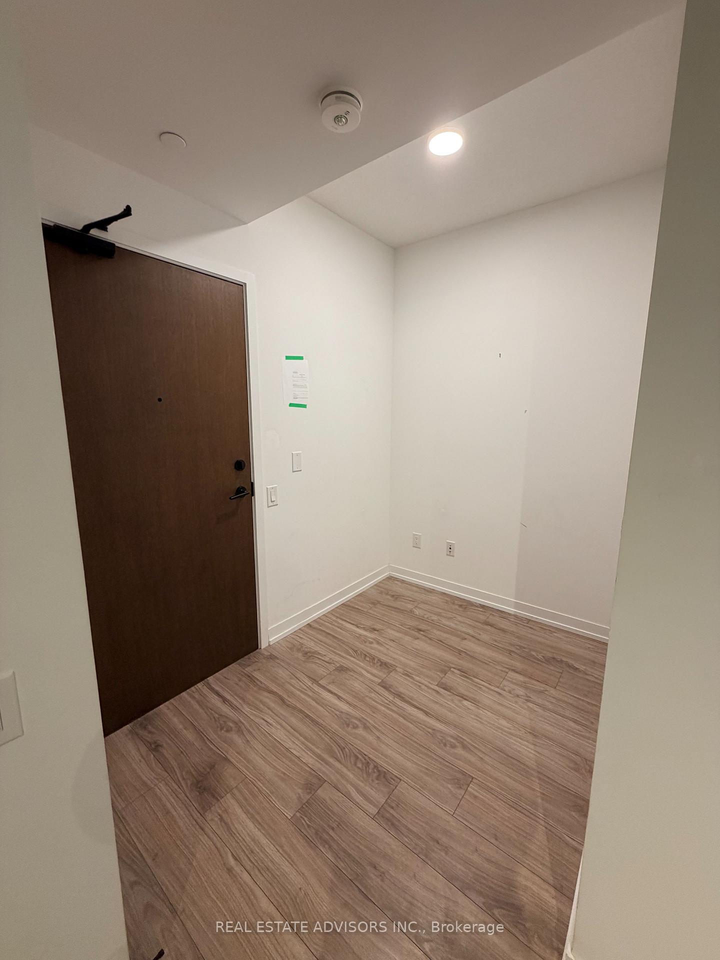 Photo 10 of Unit 1002, 4065 Confederation Parkway, Mississauga, City Centre — HOMEH