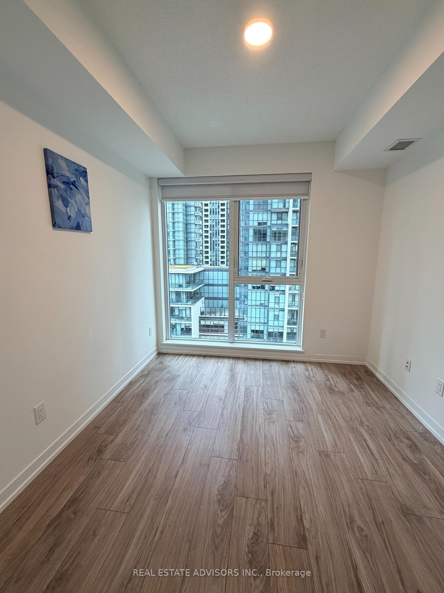Photo 13 of Unit 1002, 4065 Confederation Parkway, Mississauga, City Centre — HOMEH