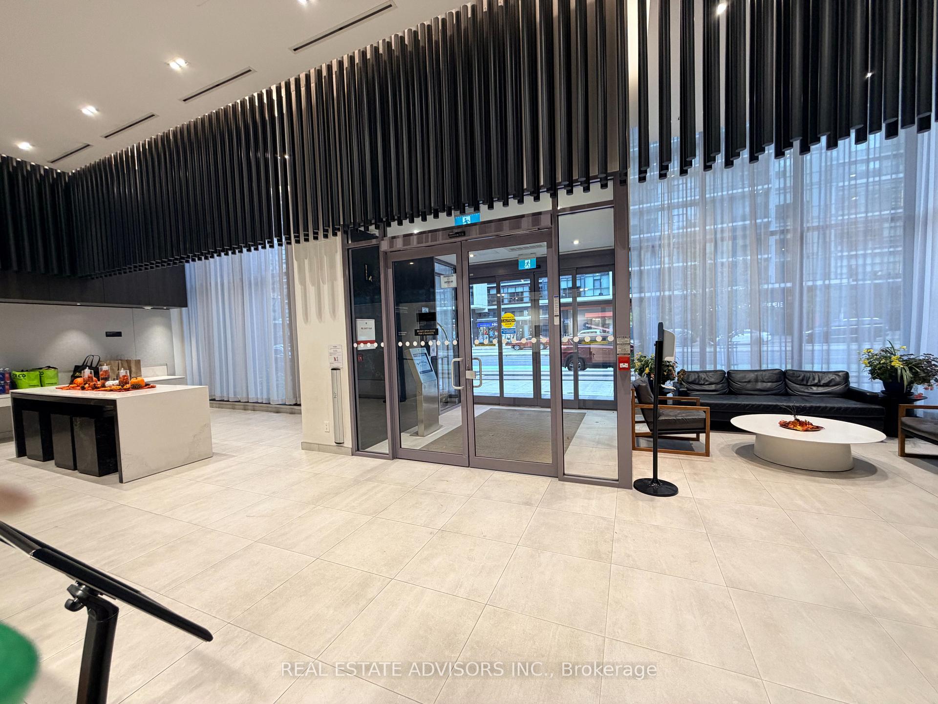 Photo 18 of Unit 1002, 4065 Confederation Parkway, Mississauga, City Centre — HOMEH