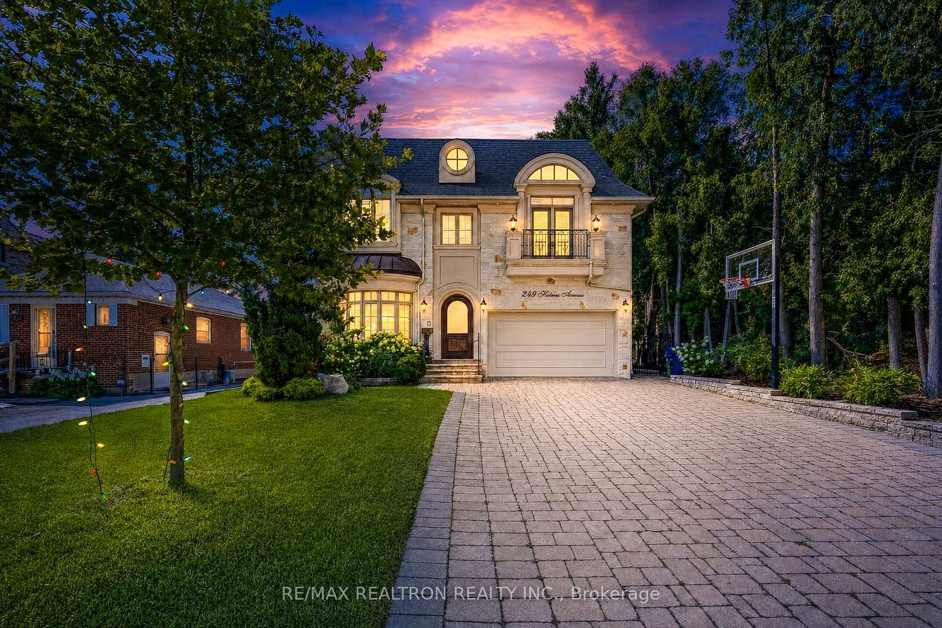 Photo of 249 Holmes Avenue