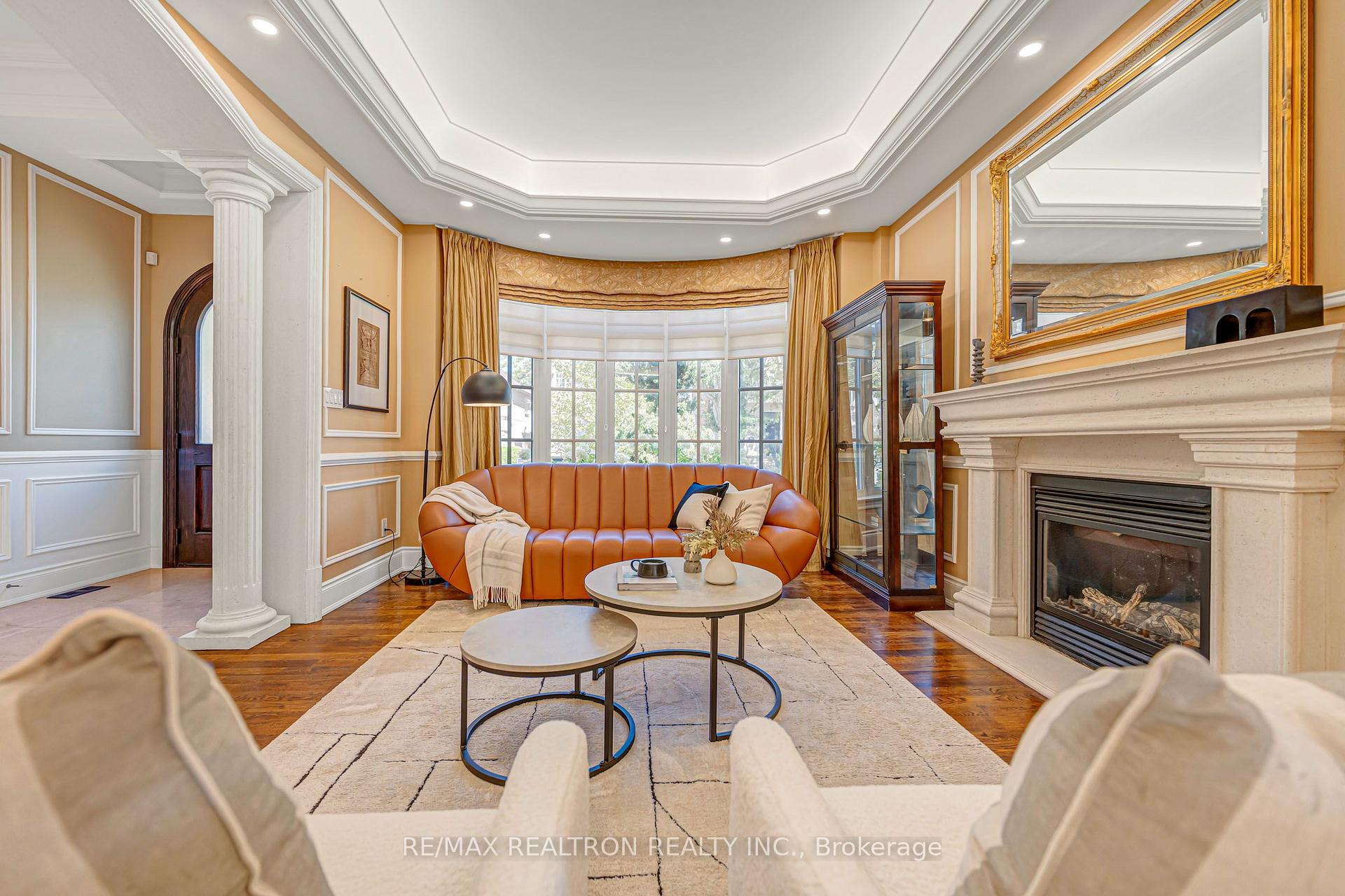 Photo 4 of 249 Holmes Avenue, North York, Willowdale East — HOMEH