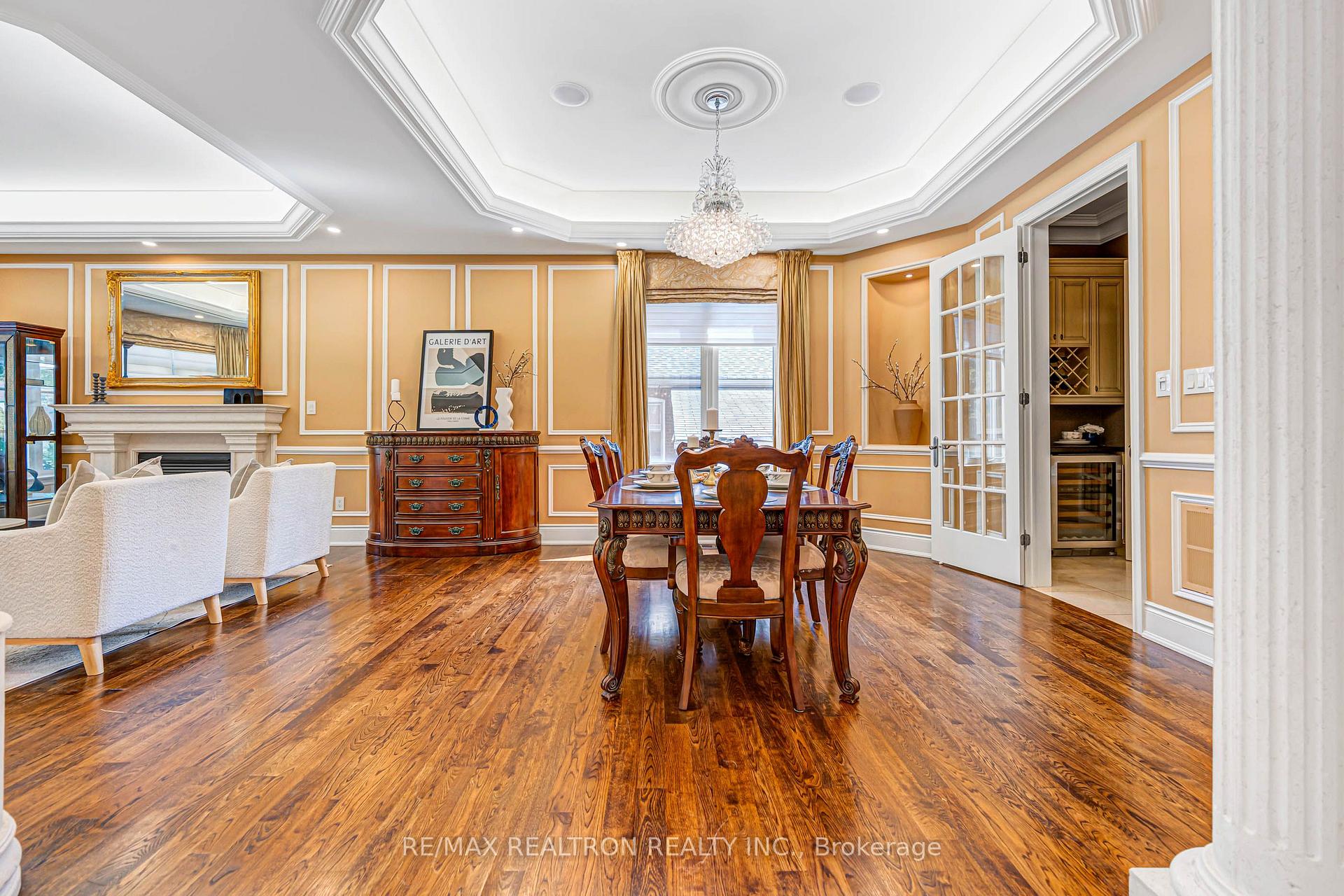 Photo 9 of 249 Holmes Avenue, North York, Willowdale East — HOMEH