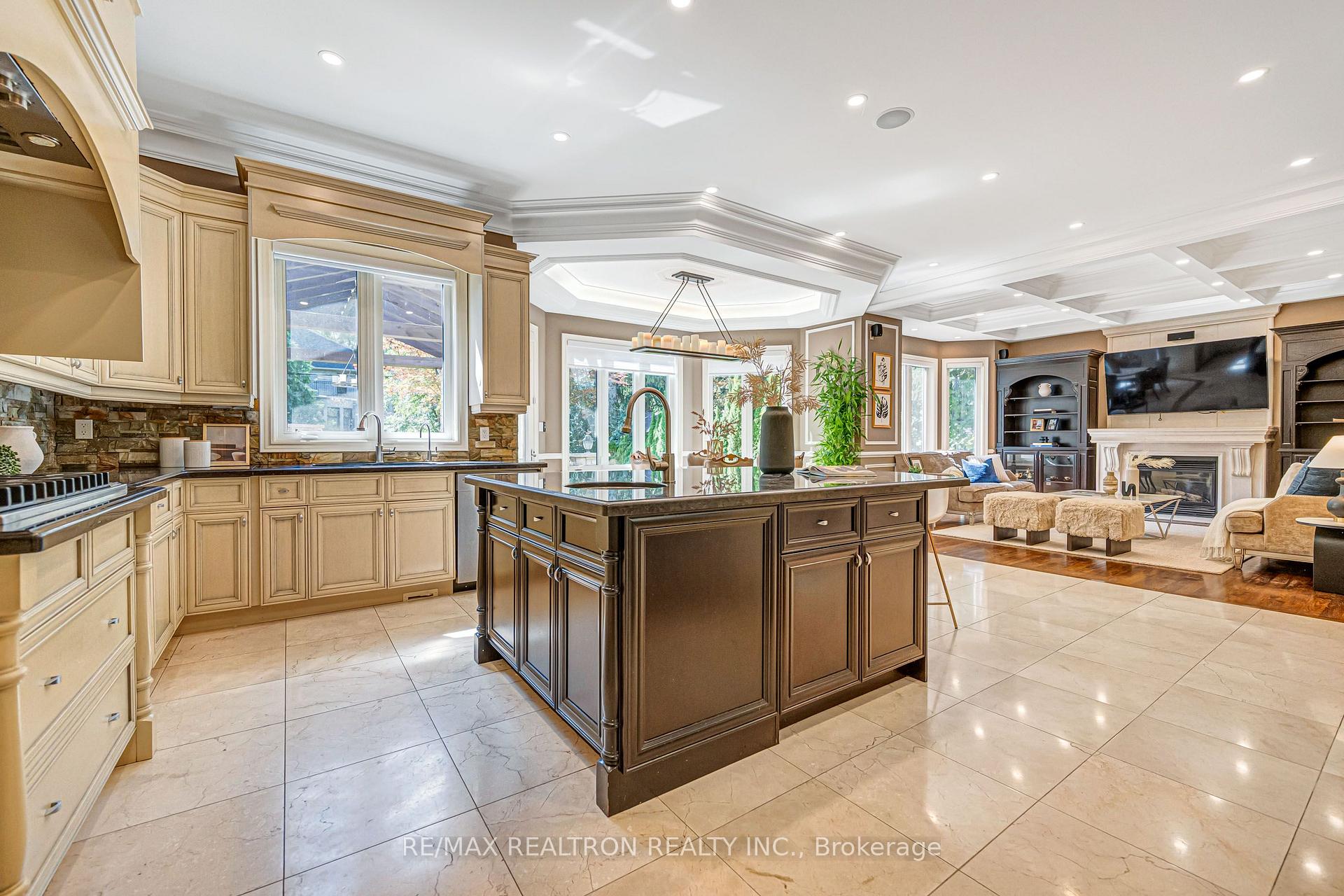 Photo 19 of 249 Holmes Avenue, North York, Willowdale East — HOMEH