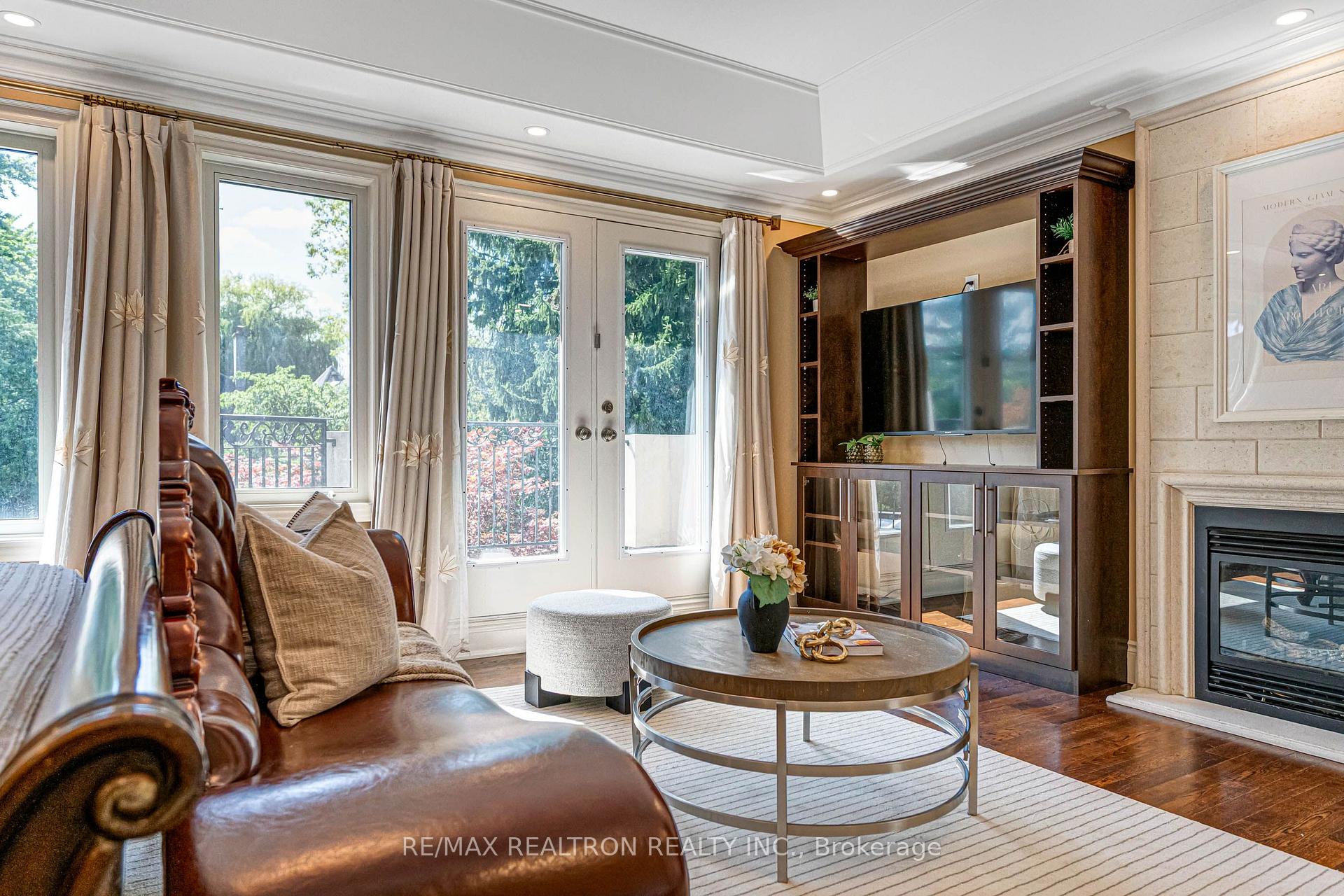 Photo 24 of 249 Holmes Avenue, North York, Willowdale East — HOMEH