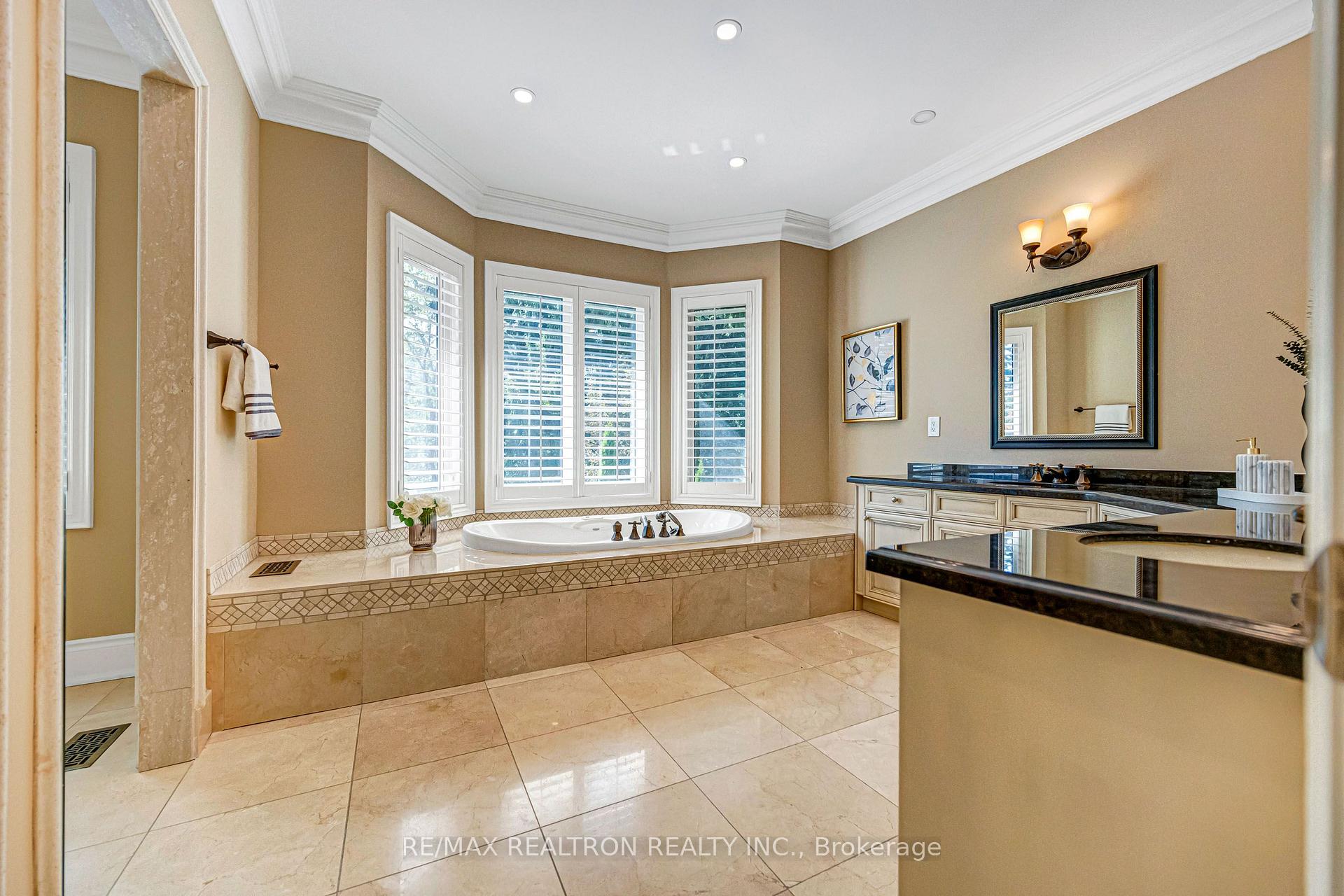 Photo 25 of 249 Holmes Avenue, North York, Willowdale East — HOMEH
