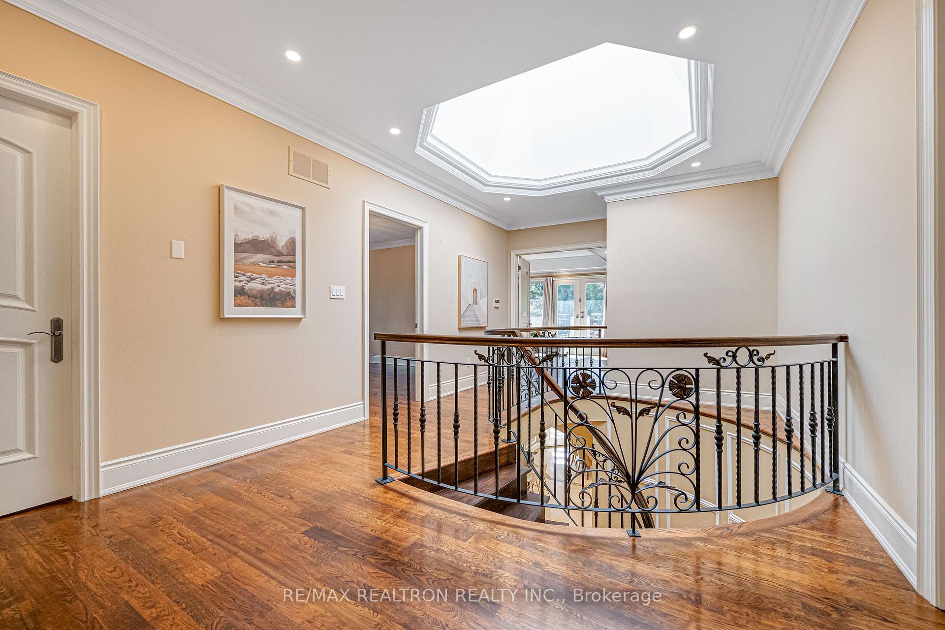 Photo 31 of 249 Holmes Avenue, North York, Willowdale East — HOMEH