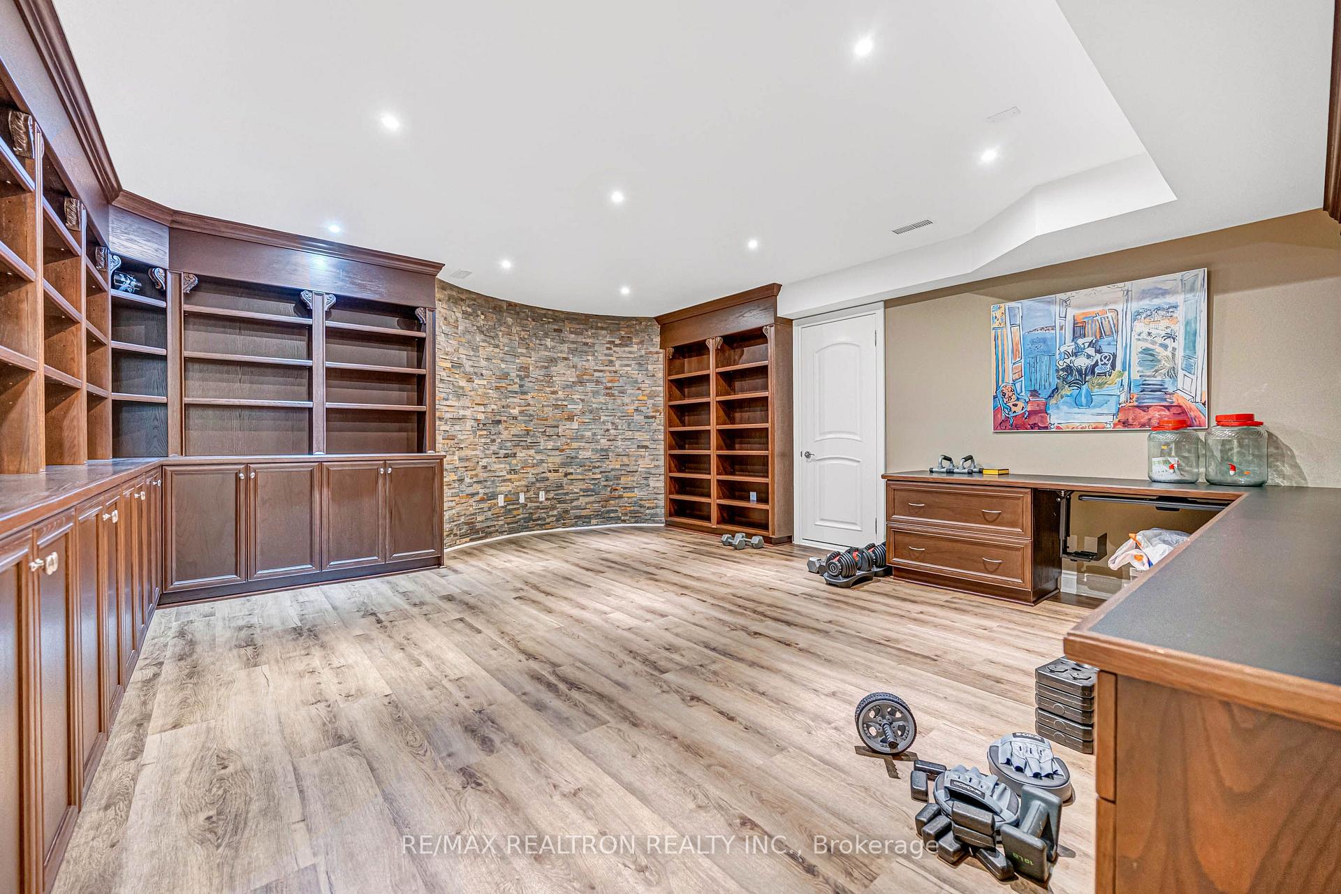 Photo 40 of 249 Holmes Avenue, North York, Willowdale East — HOMEH