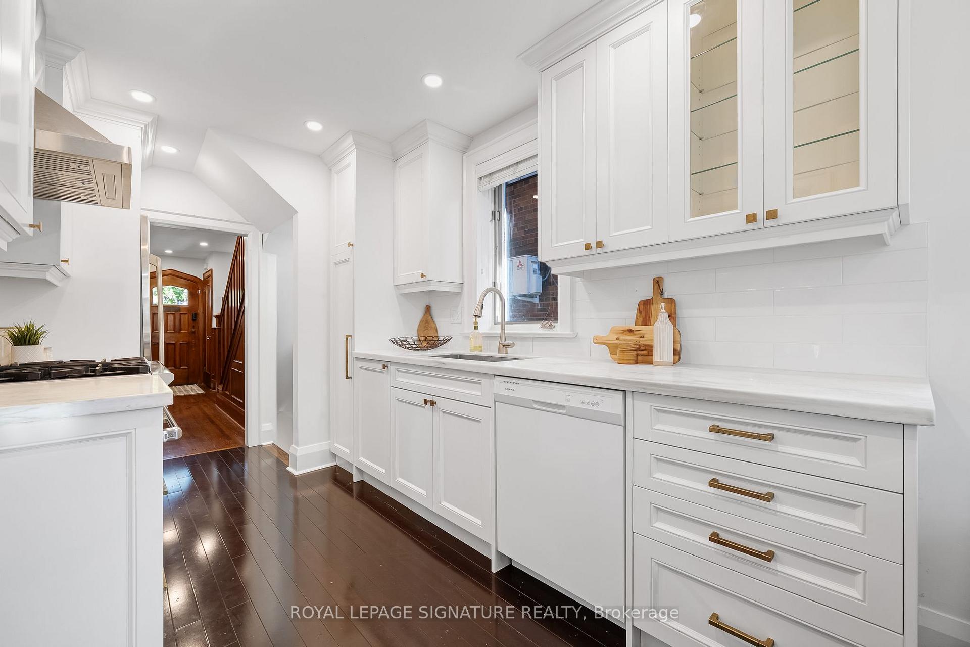 Photo 12 of 25 Cranbrooke Avenue, Toronto, Lawrence Park North — HOMEH