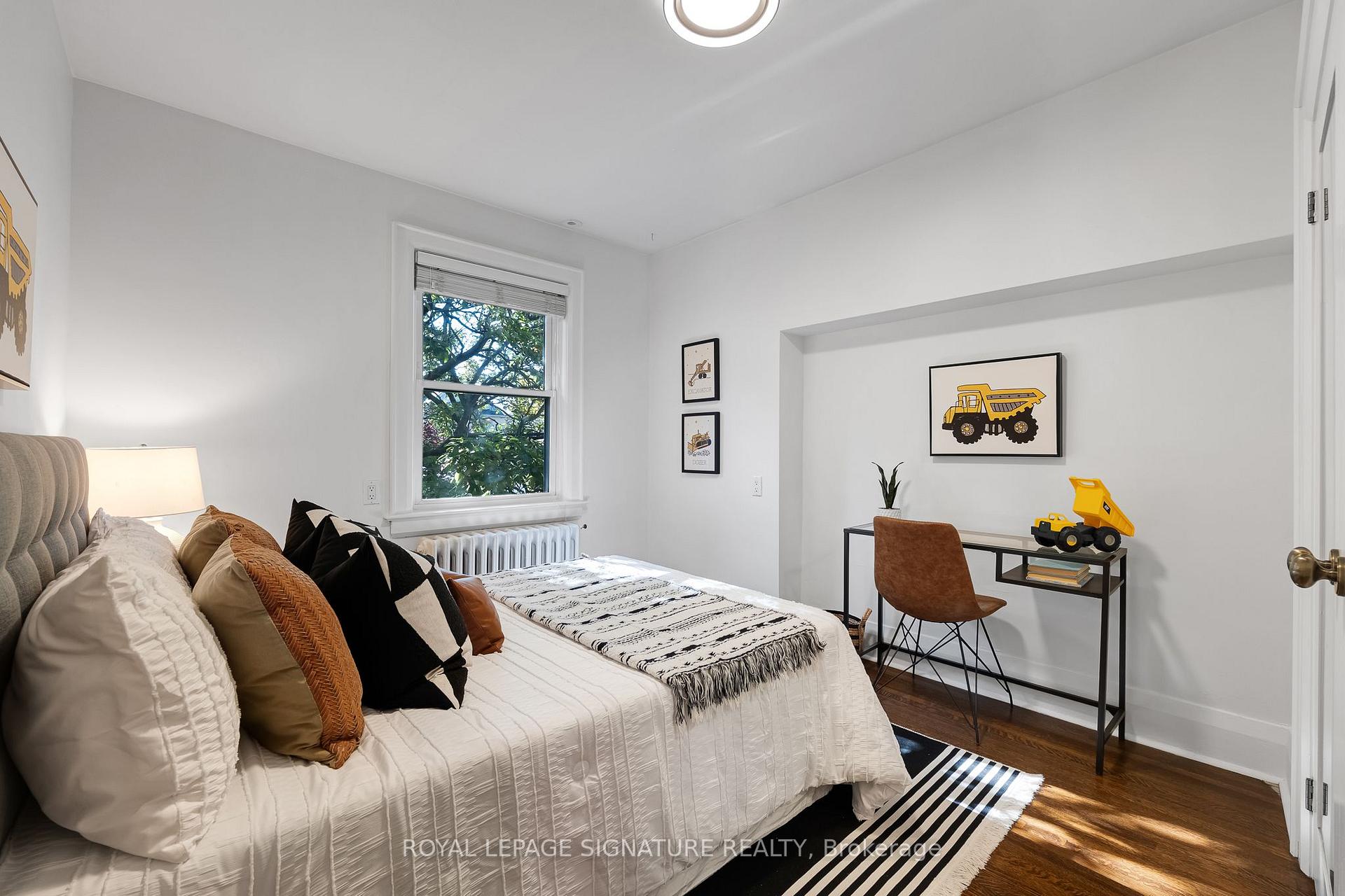 Photo 20 of 25 Cranbrooke Avenue, Toronto, Lawrence Park North — HOMEH