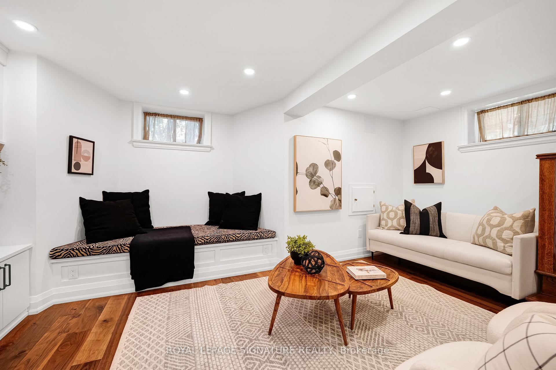 Photo 26 of 25 Cranbrooke Avenue, Toronto, Lawrence Park North — HOMEH