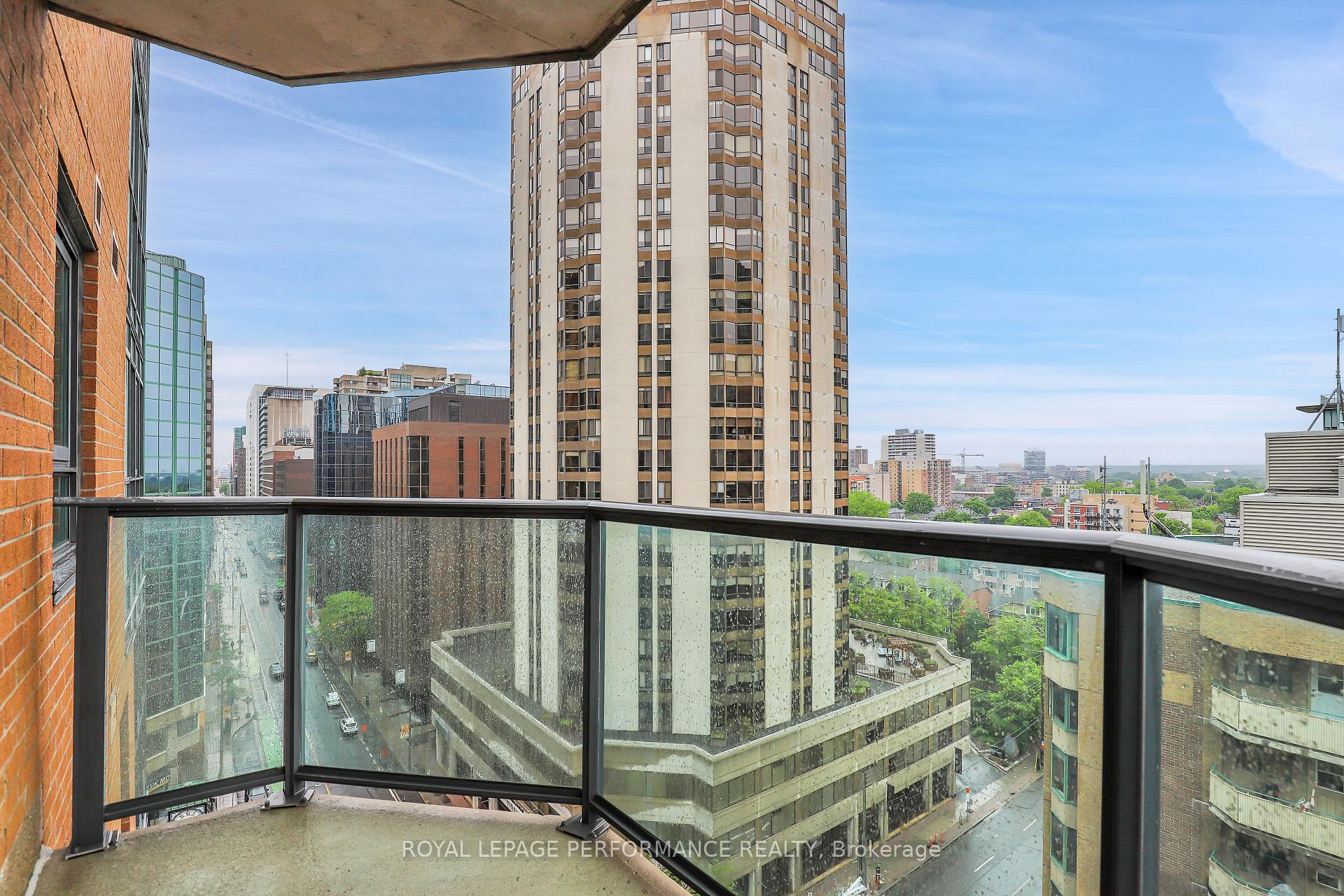 Photo 17 of Unit 1402, 445 Laurier Avenue W, Ottawa, Ottawa Centre — HOMEH