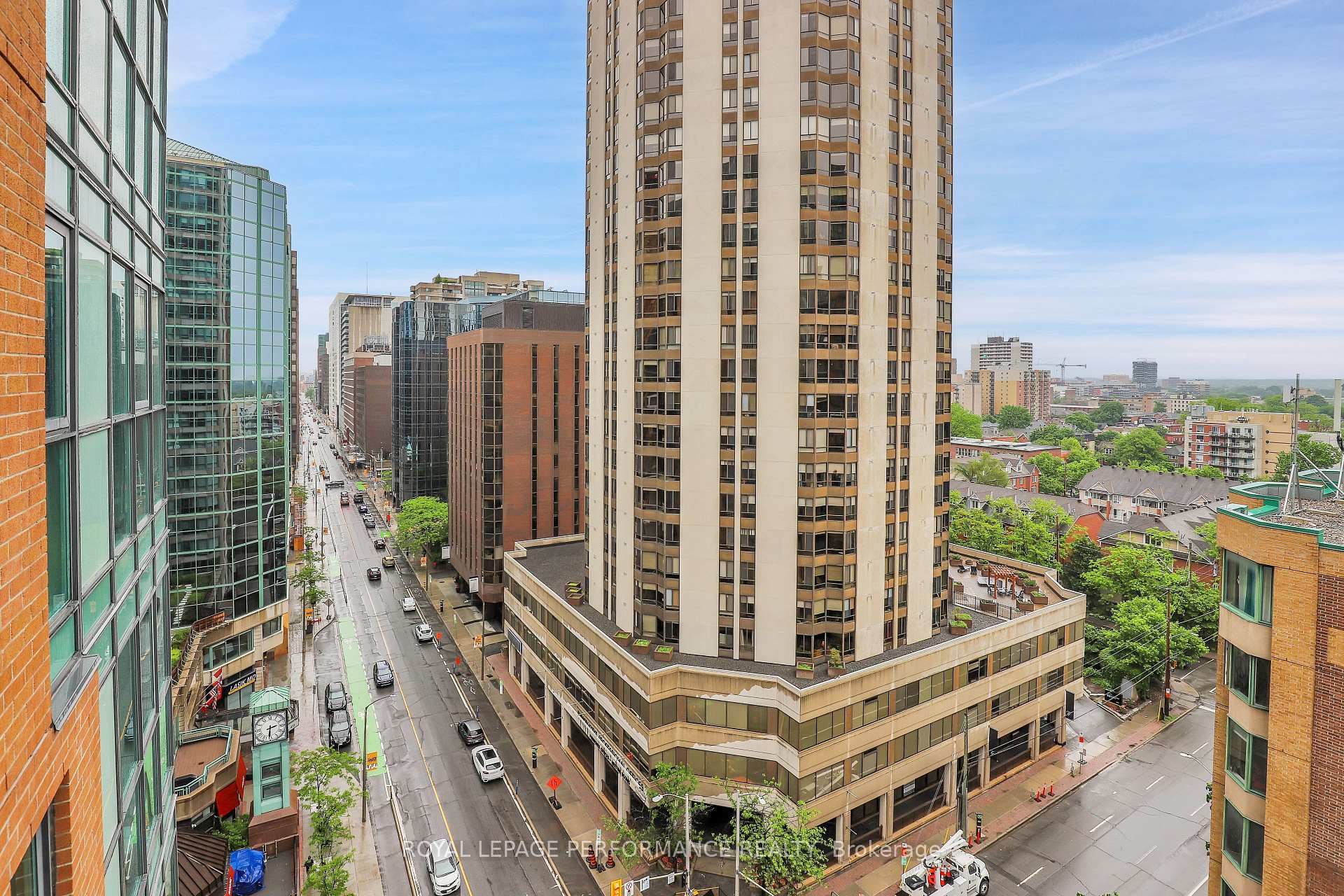Photo 18 of Unit 1402, 445 Laurier Avenue W, Ottawa, Ottawa Centre — HOMEH