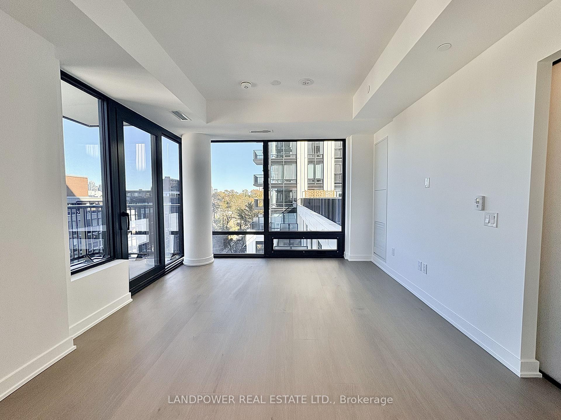 Photo 4 of Unit 911, 91 Montclair Avenue, Toronto, Forest Hill South — HOMEH