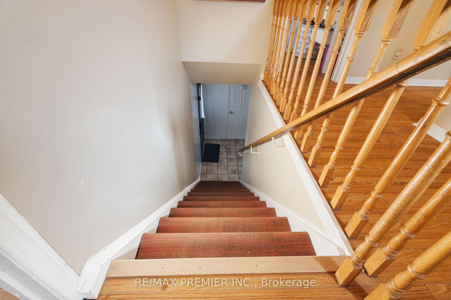 Photo 33 of 45 Rosebud Avenue, Brampton, Brampton West — HOMEH