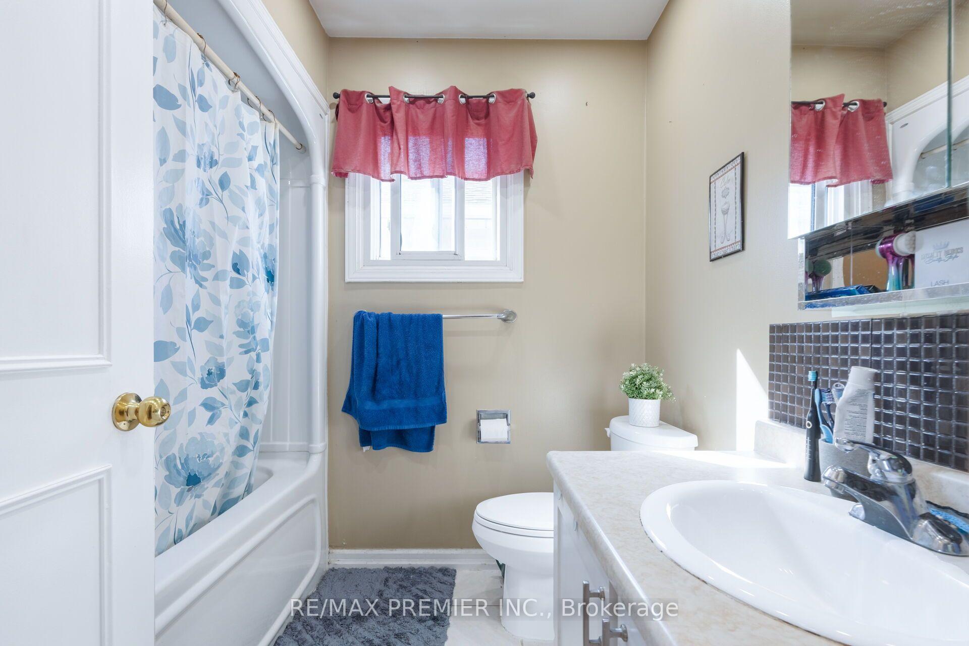 Photo 34 of 45 Rosebud Avenue, Brampton, Brampton West — HOMEH