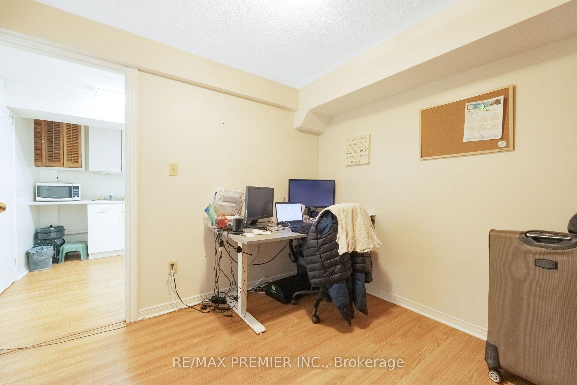 Photo 42 of 45 Rosebud Avenue, Brampton, Brampton West — HOMEH