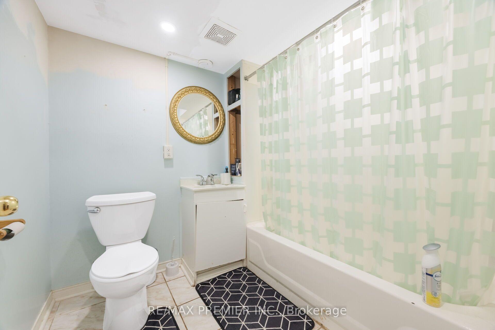 Photo 44 of 45 Rosebud Avenue, Brampton, Brampton West — HOMEH