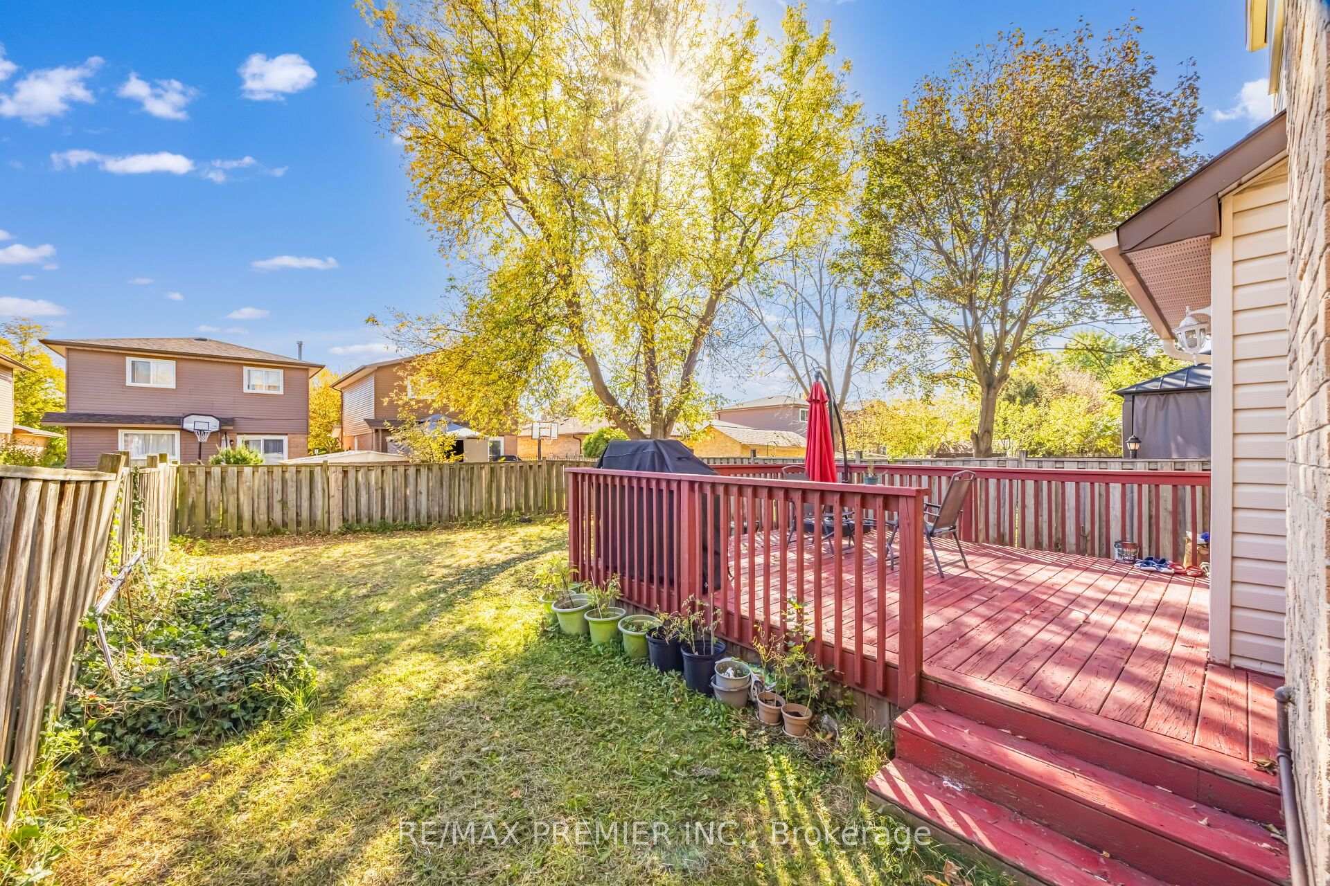 Photo 47 of 45 Rosebud Avenue, Brampton, Brampton West — HOMEH