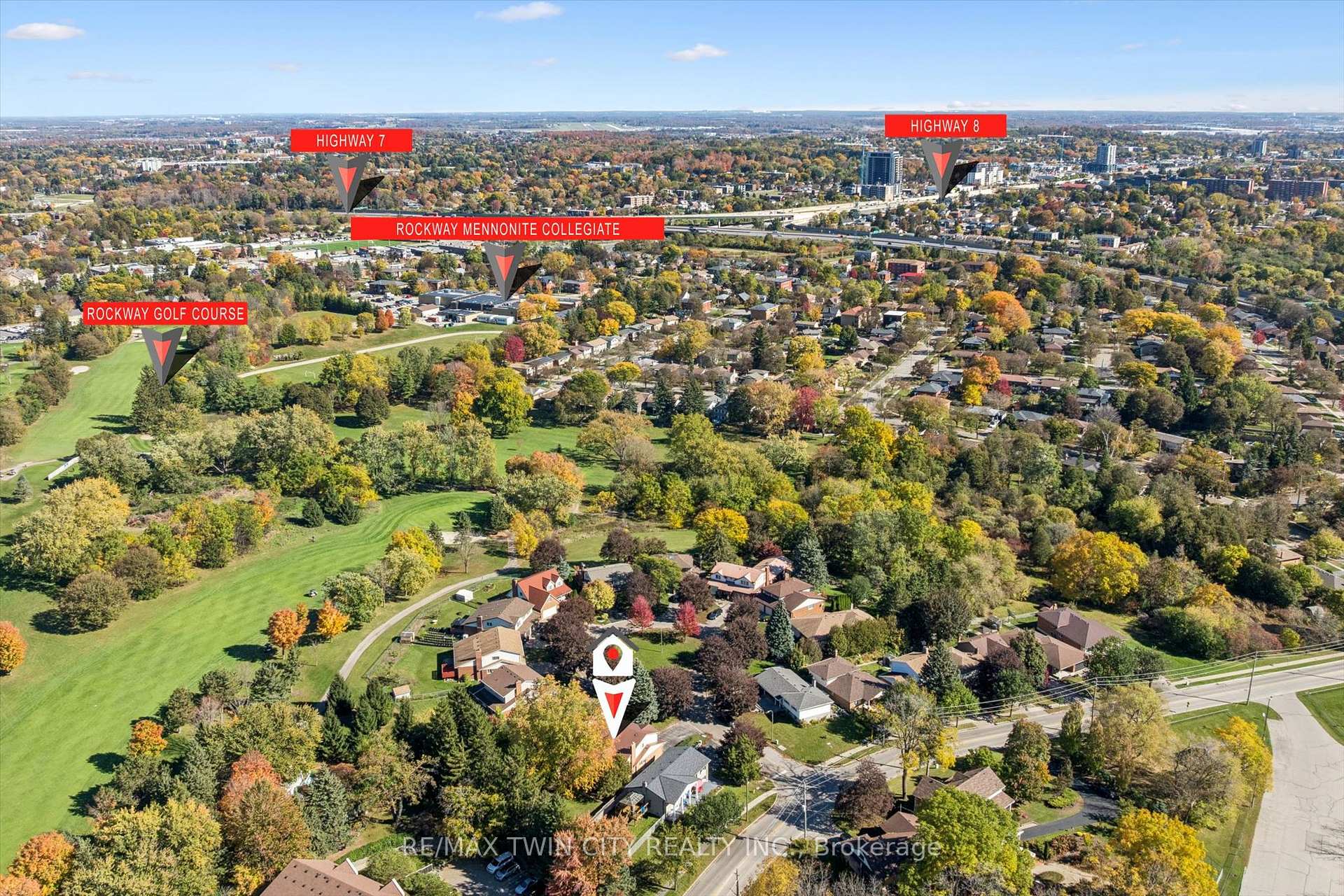 Photo 39 of 51 Cayley Court, Kitchener, Rockway — HOMEH